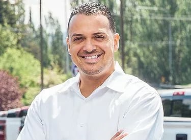 Staff member Xavier Cortes from ID_273a3c6c5ffb