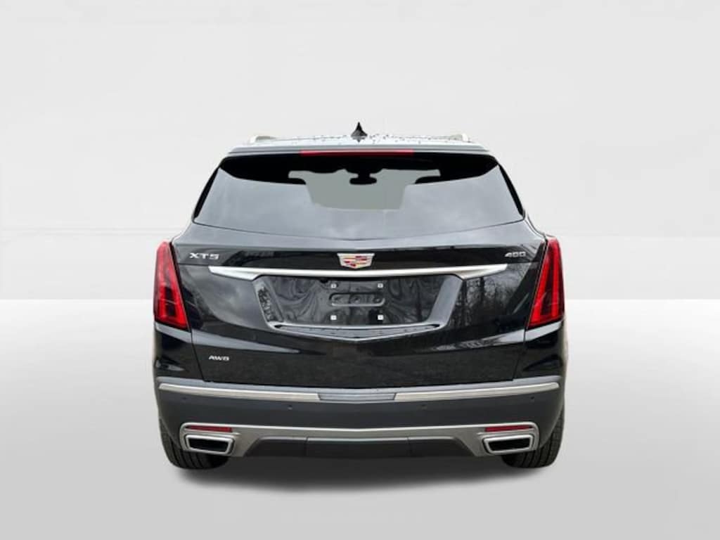 New 2025 CADILLAC XT5 Premium Luxury SUV