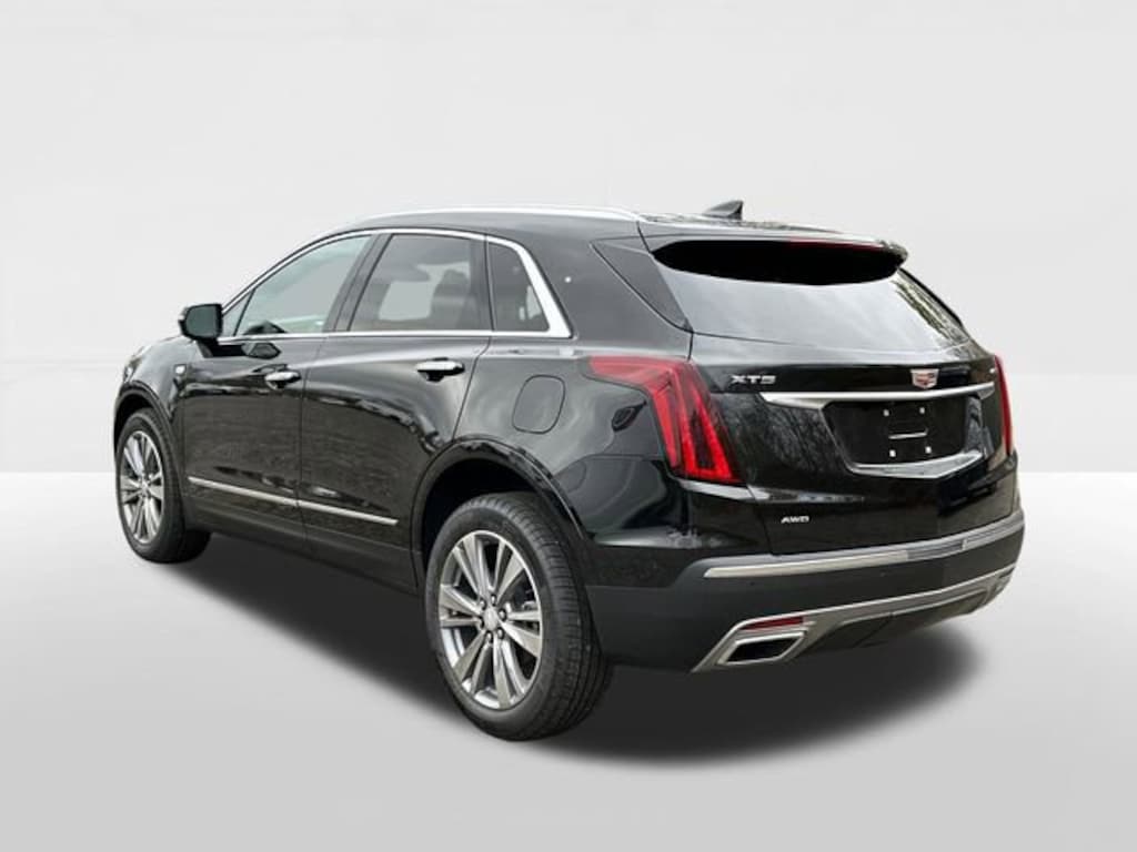New 2025 CADILLAC XT5 Premium Luxury SUV