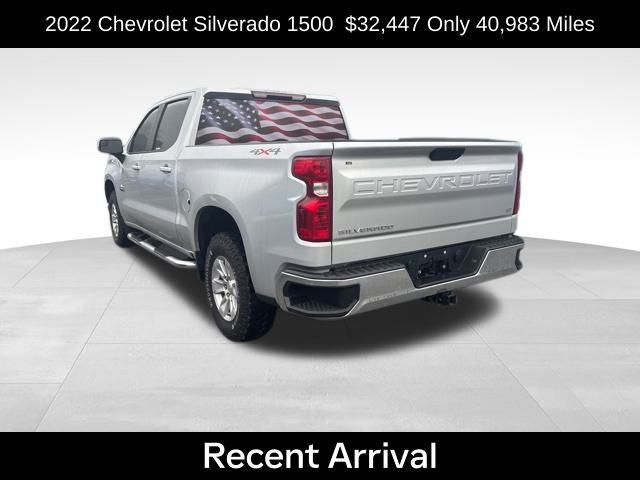 2022 Chevrolet Silverado 1500 LT photo 4