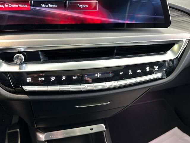 2026 Cadillac LYRIQ V Premium - Photo 17