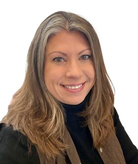 Staff member Veronica Bournival from ID_d2d5abfc7740