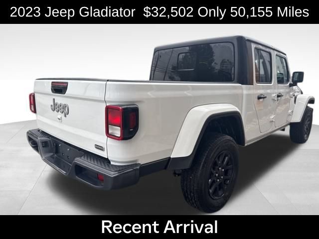 2023 Jeep Gladiator Overland photo 4