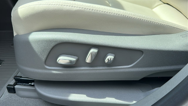 2026 Cadillac XT5 Premium Luxury - Photo 10