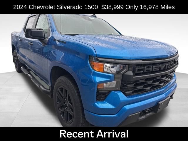 2024 Chevrolet Silverado 1500 Custom photo 3