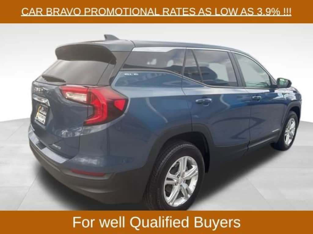 Used 2024 GMC Terrain SLE SUV