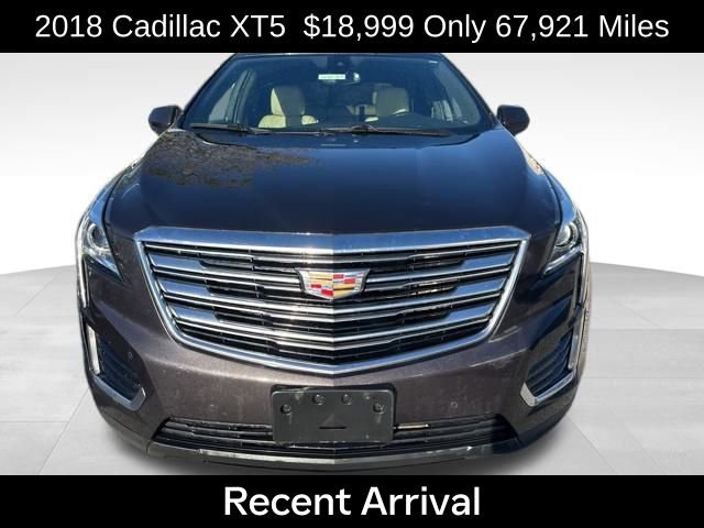 2018 Cadillac XT5 Luxury photo 2