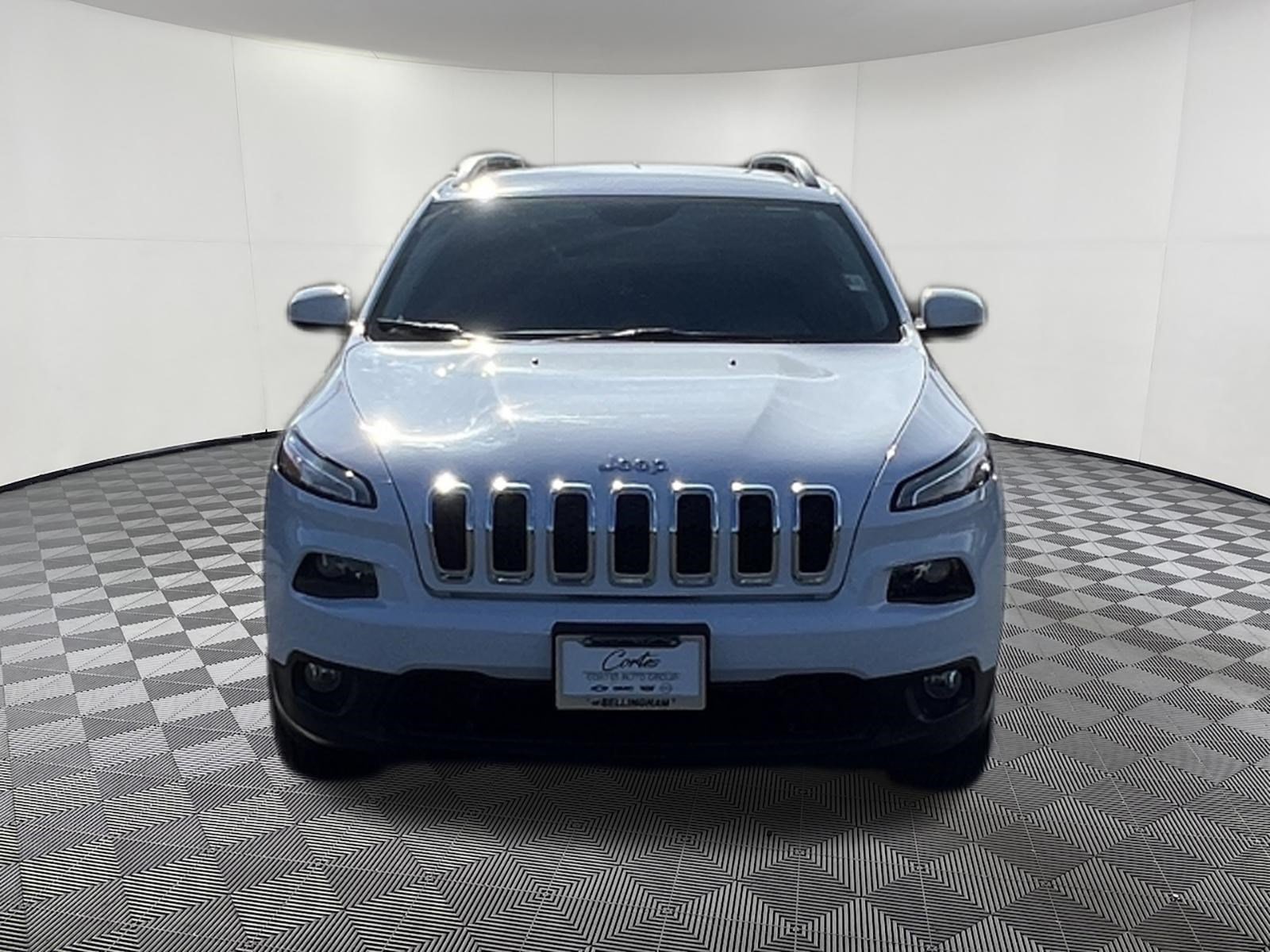Used 2017 Jeep Cherokee Latitude with VIN 1C4PJMCB6HD236897 for sale in Bellingham, WA