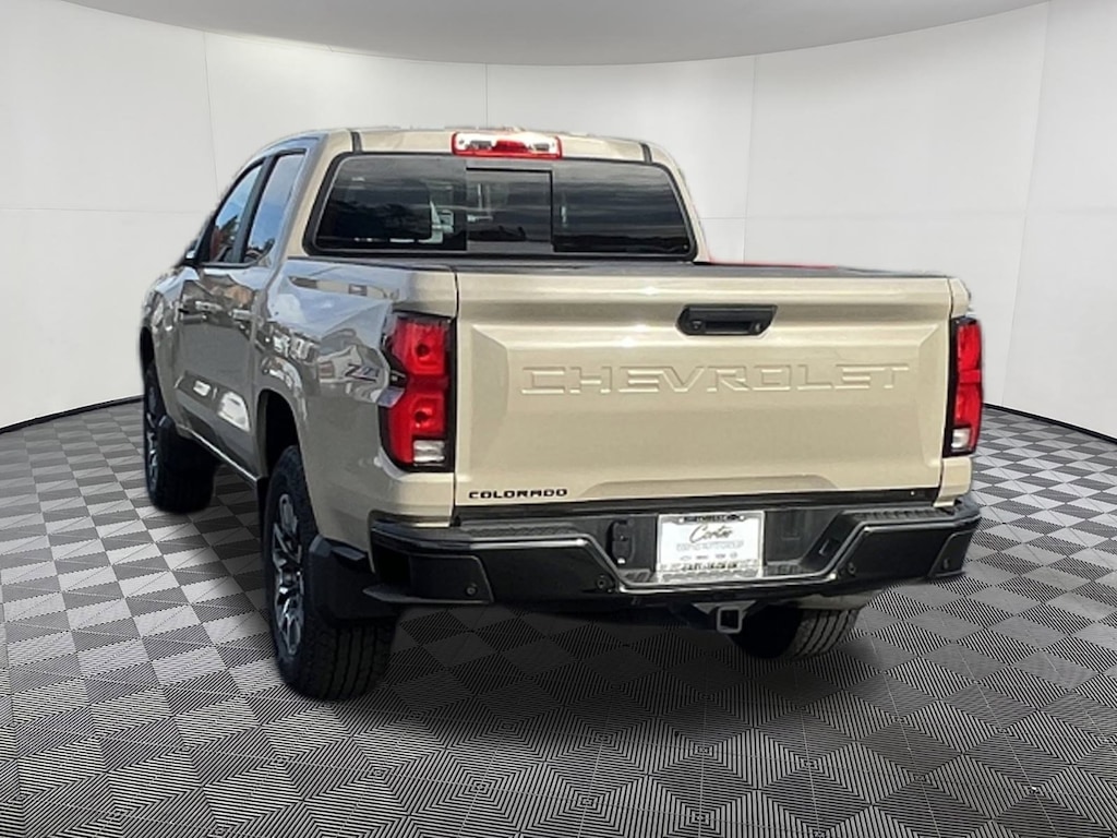 Used 2024 Chevrolet Colorado Z71 Truck Crew Cab