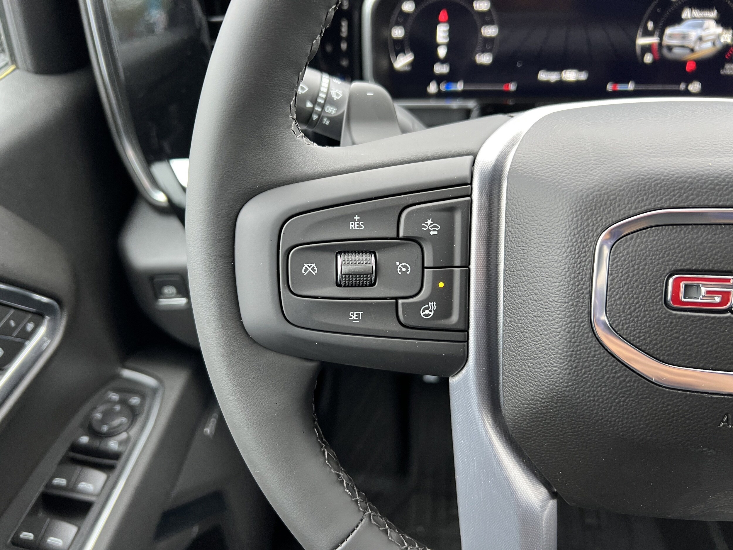 2026 GMC Sierra 1500 SLT - Photo 27
