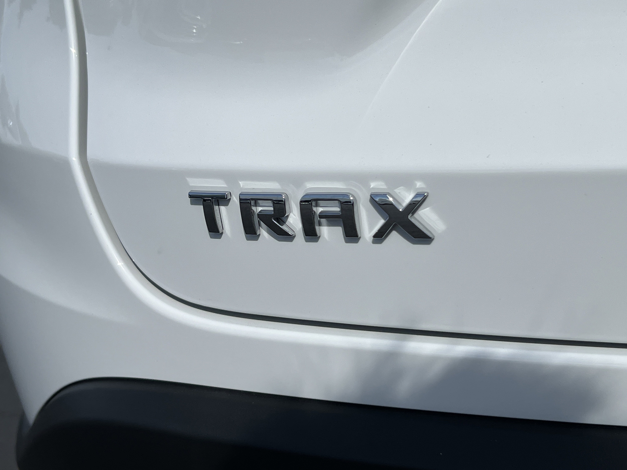 2026 Chevrolet Trax LT - Photo 9