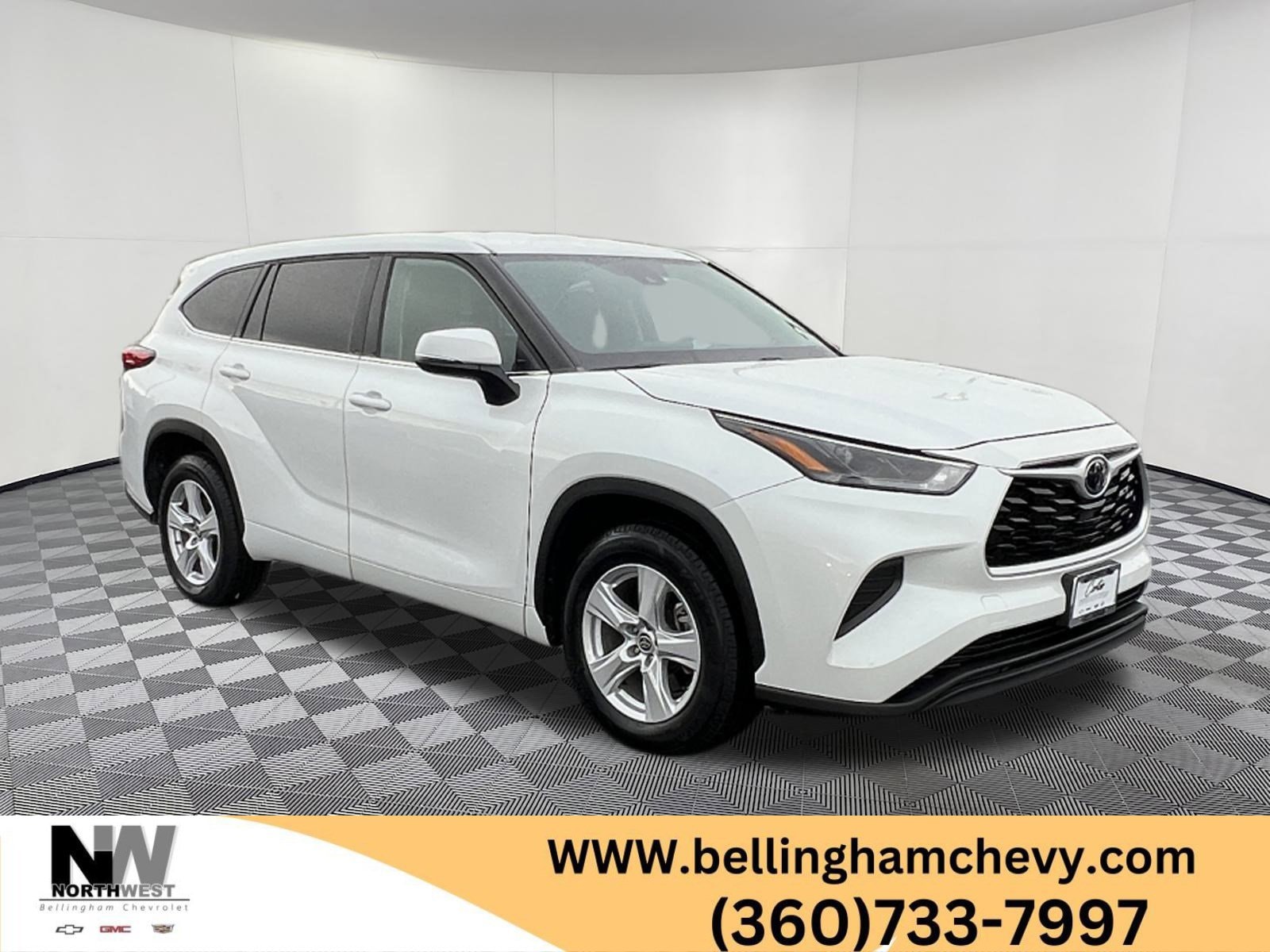 2022 Toyota Highlander L's photo