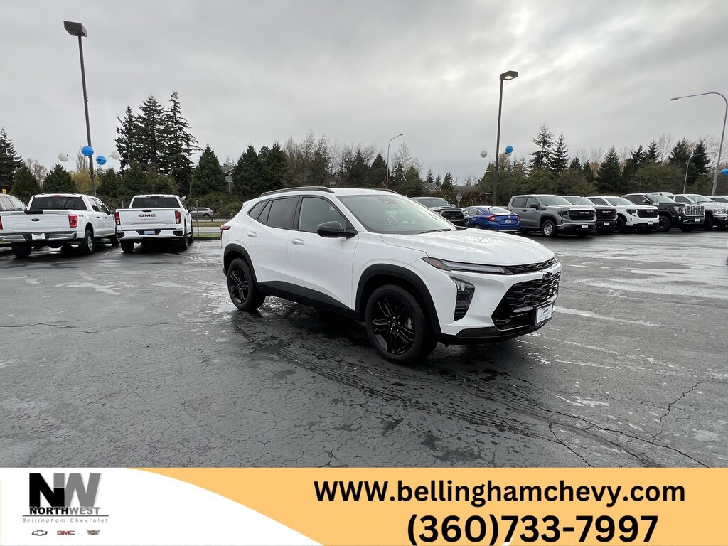 Used 2025 Chevrolet Trax Activ SUV