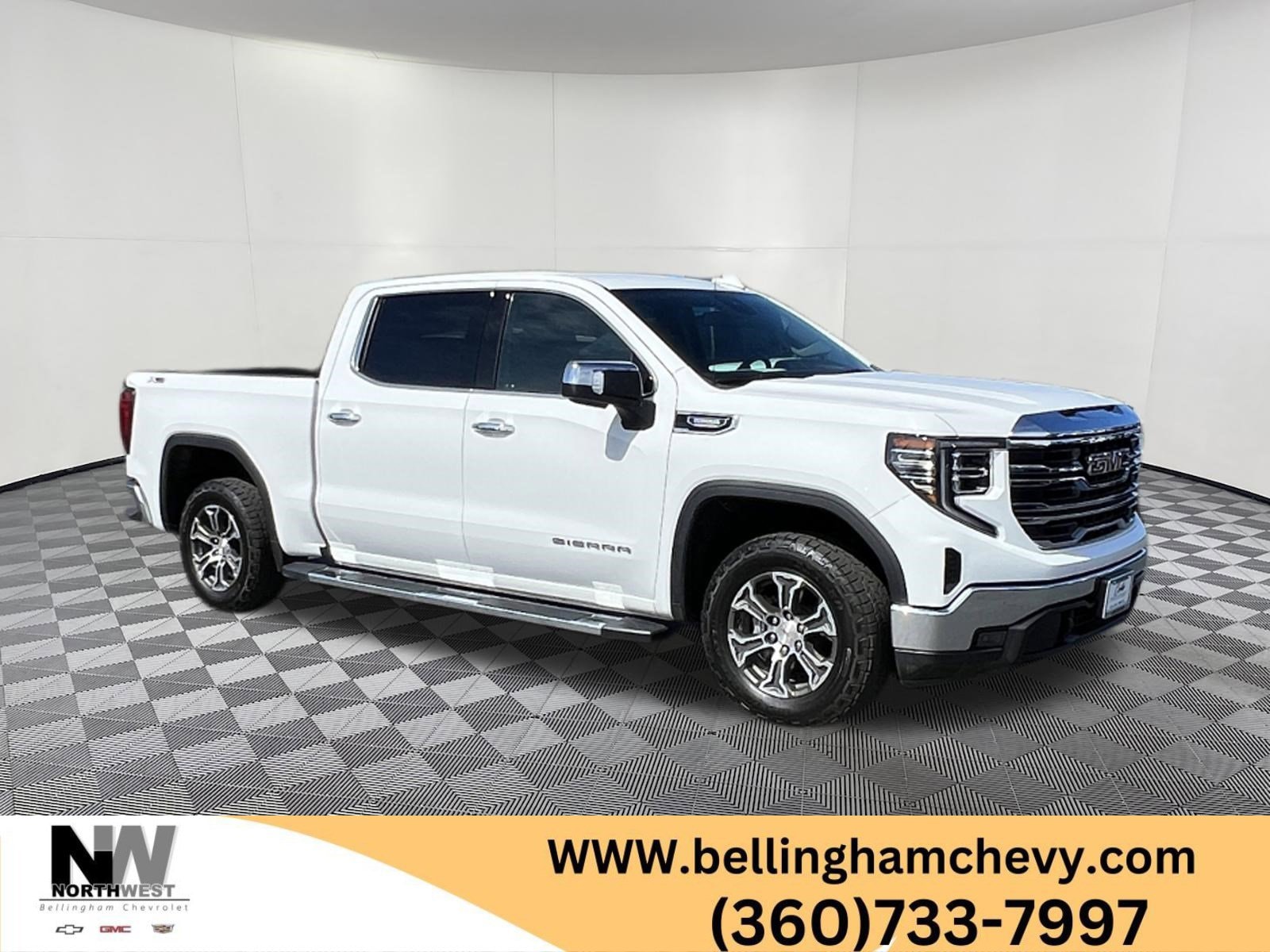 2022 GMC Sierra SLT 4WD Crew Cab Short Box's photo