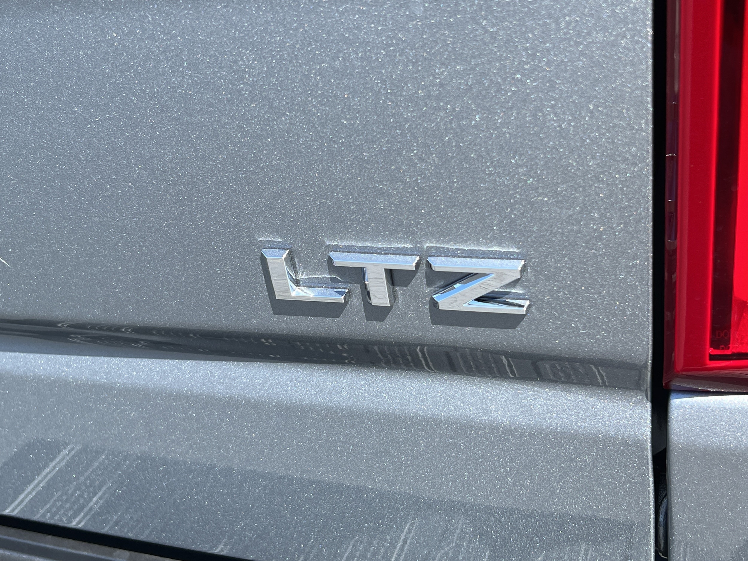 2026 Chevrolet Silverado 1500 LTZ - Photo 10