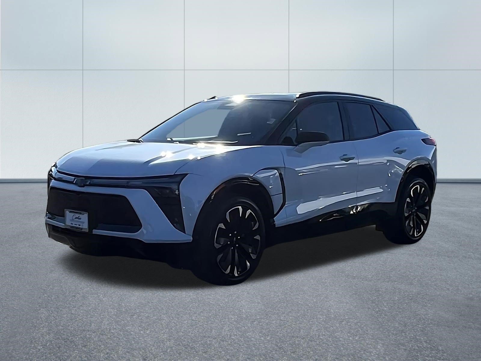 2027 Chevrolet Blazer EV RS - Photo 3