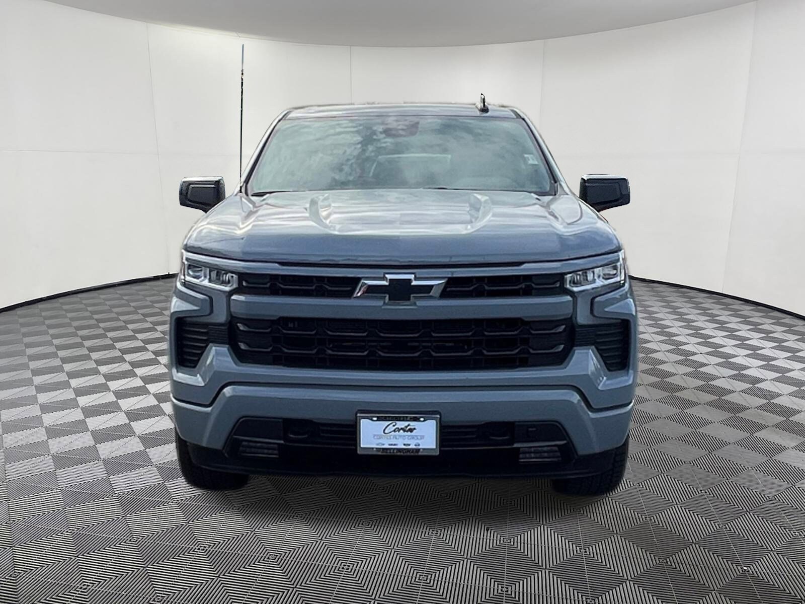 2024 Chevrolet Silverado 1500 RST photo 2