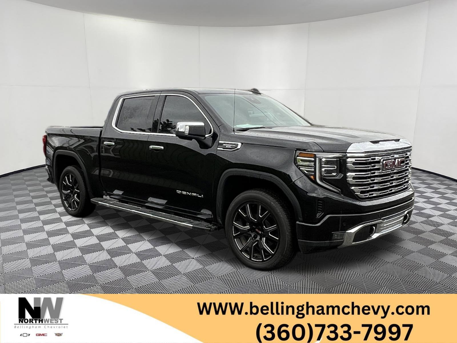 2023 GMC Sierra Denali 4WD Crew Cab Short Box's photo