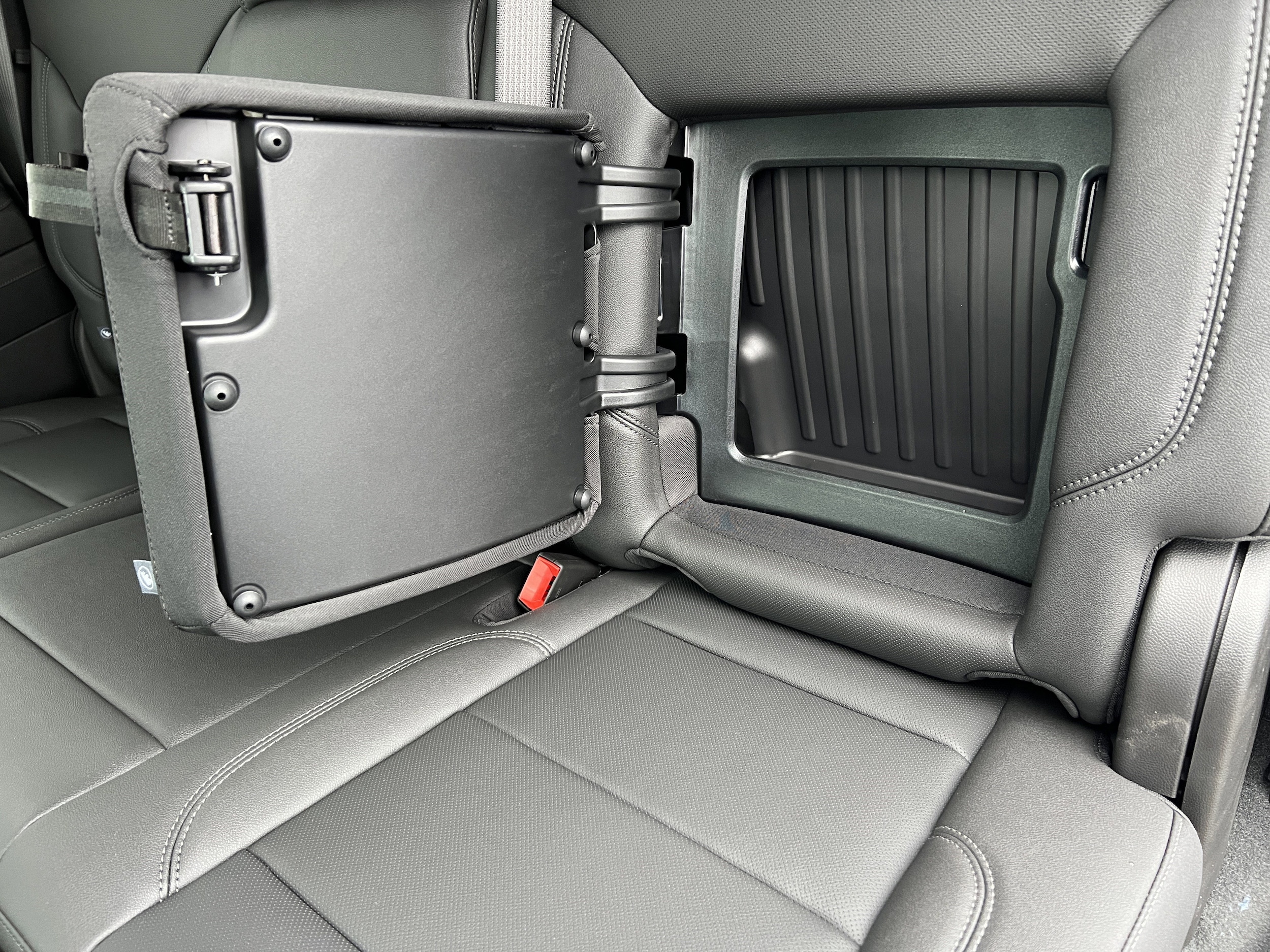 2026 GMC Sierra 1500 SLT - Photo 18