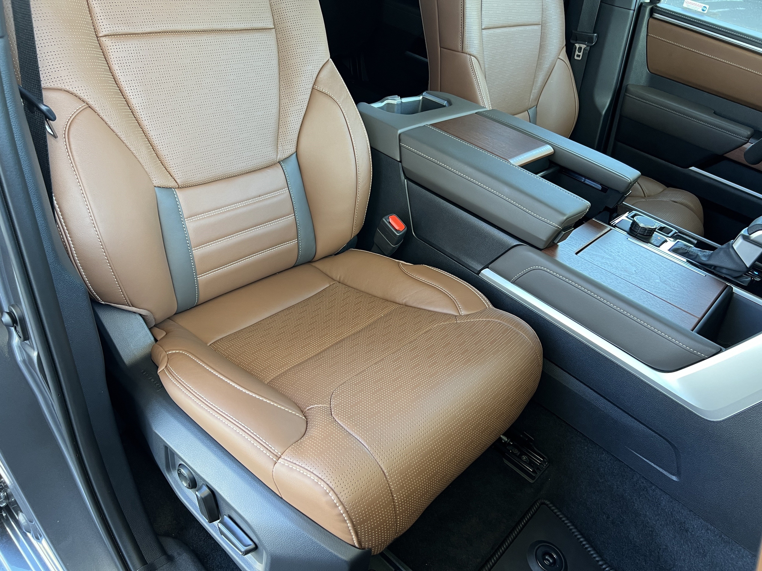 2025 Toyota Tundra 1794 Edition - Photo 21