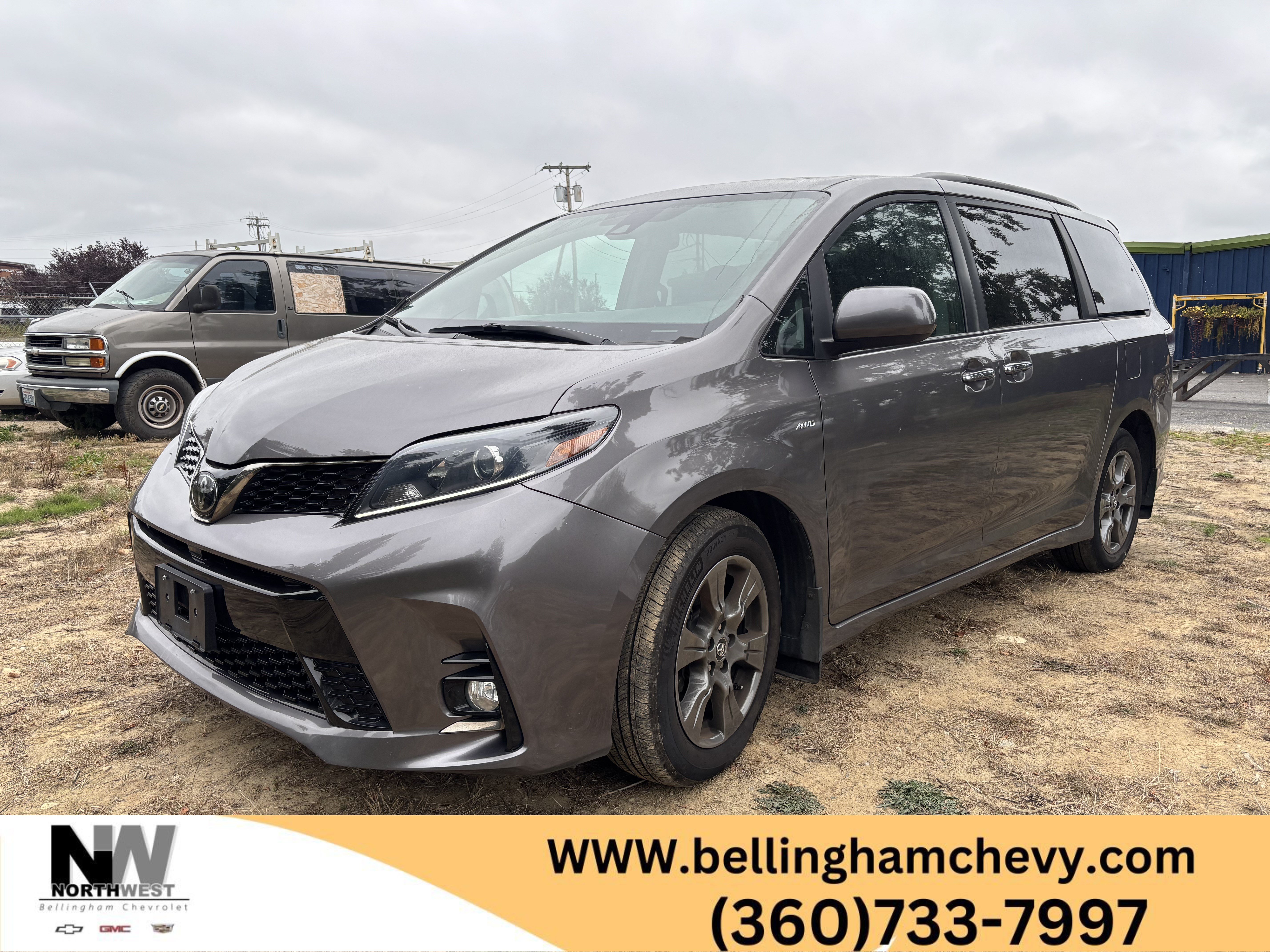 2020 Toyota Sienna SE V6