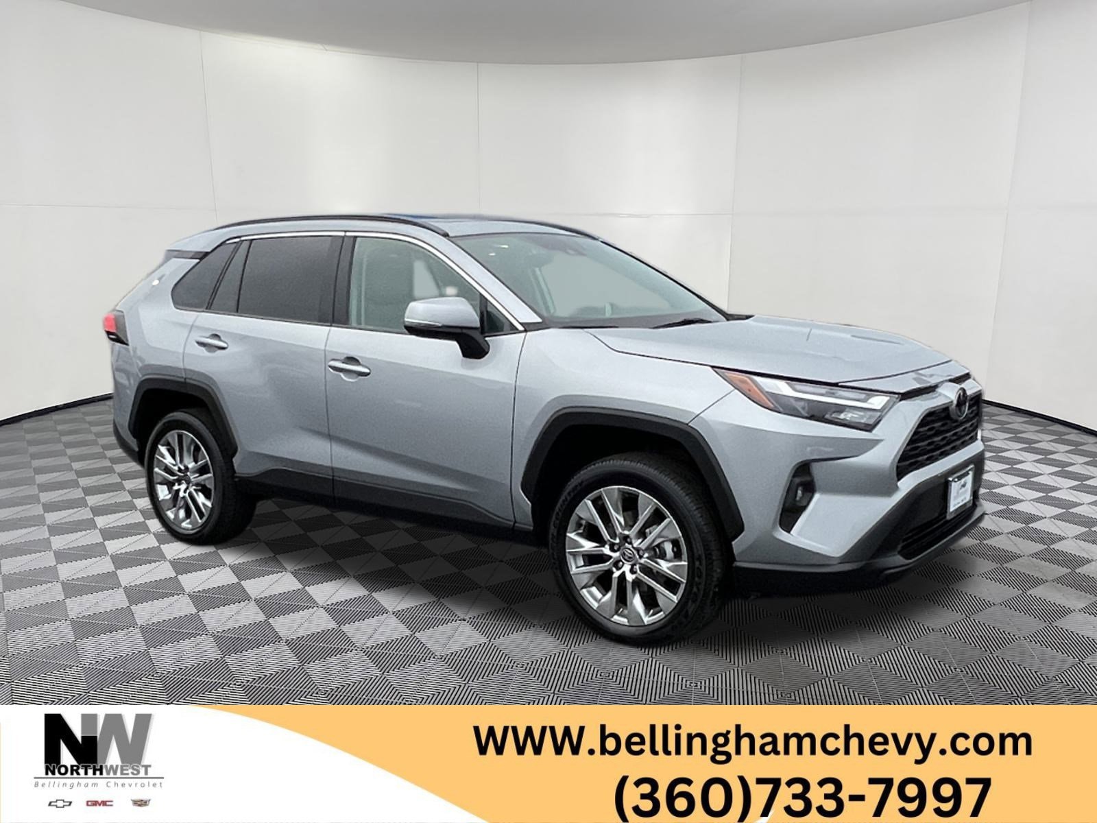 2025 Toyota RAV4 XLE Premium's photo