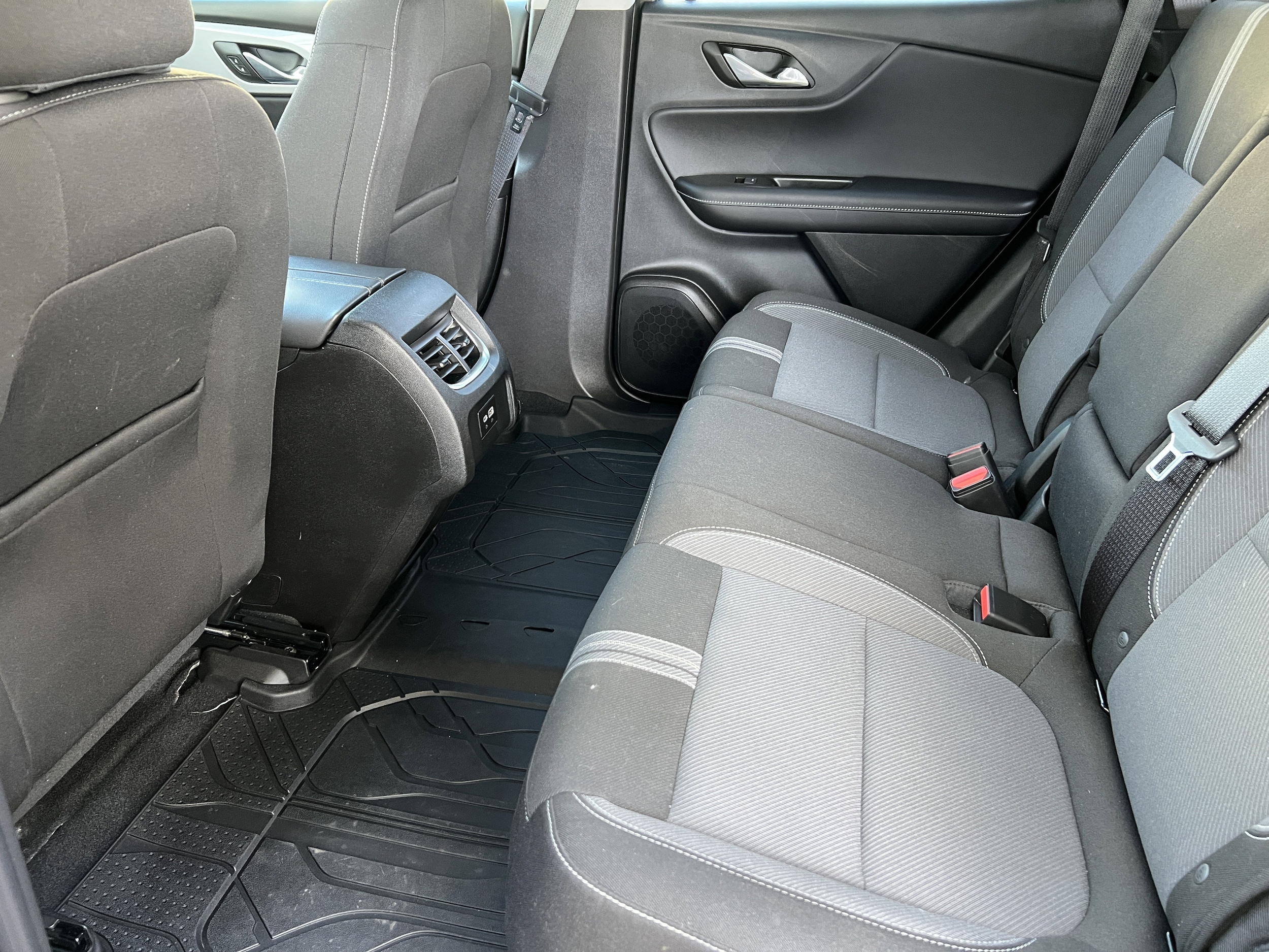 2025 Chevrolet Blazer 2LT - Photo 14