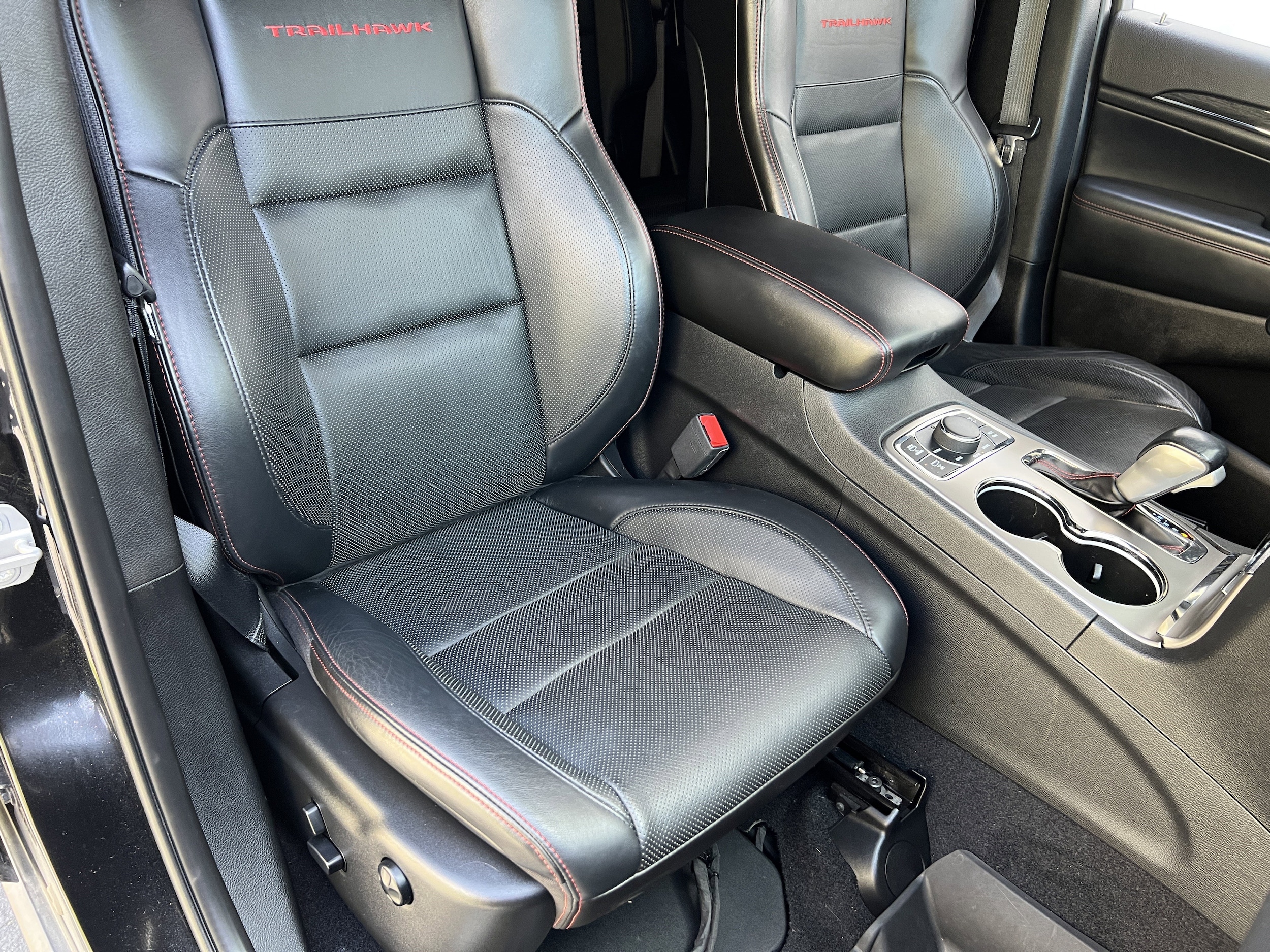 2021 Jeep Grand Cherokee Trailhawk - Photo 25