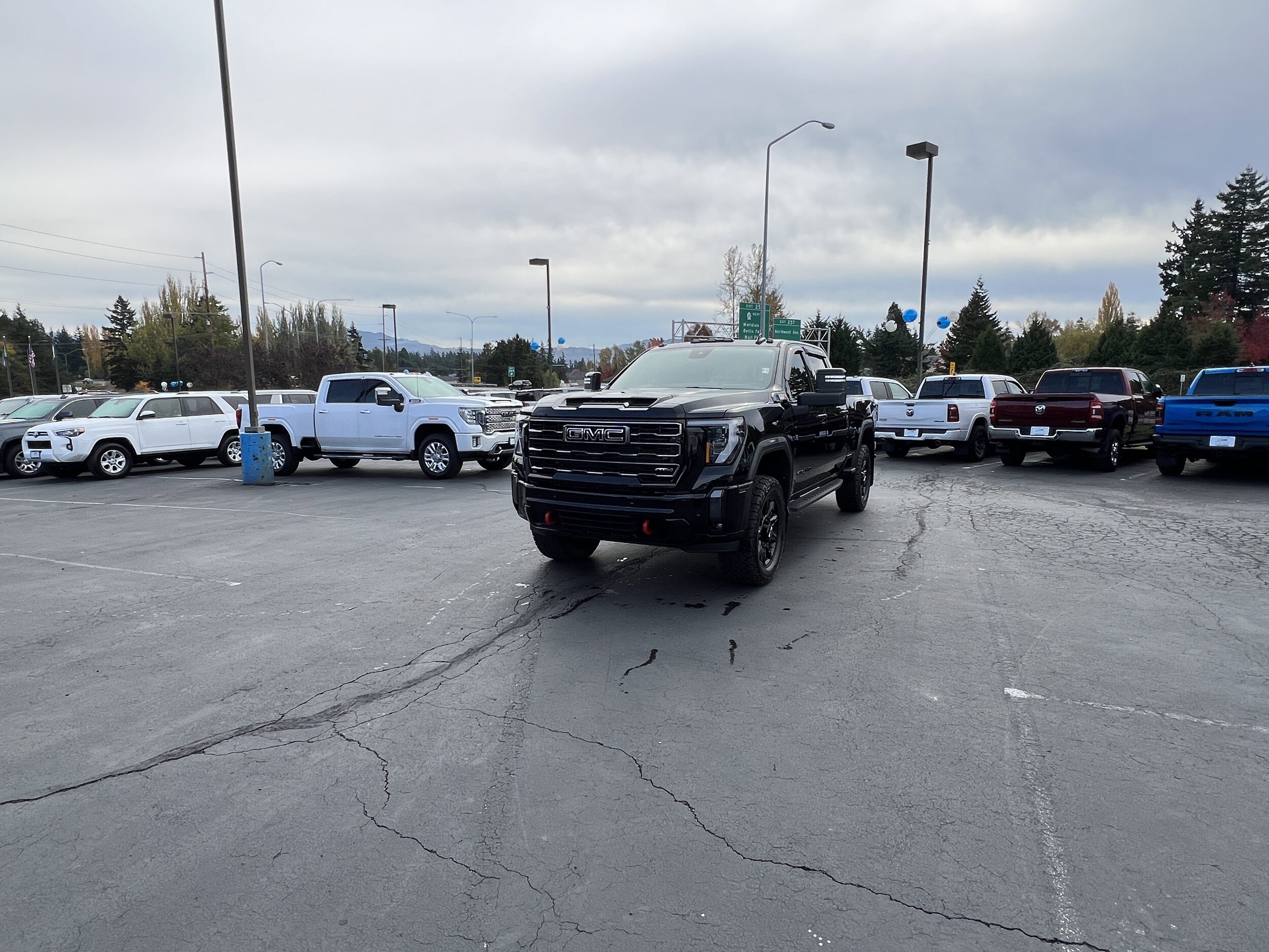 2024 Gmc Sierra 3500 HD AT4 photo 3