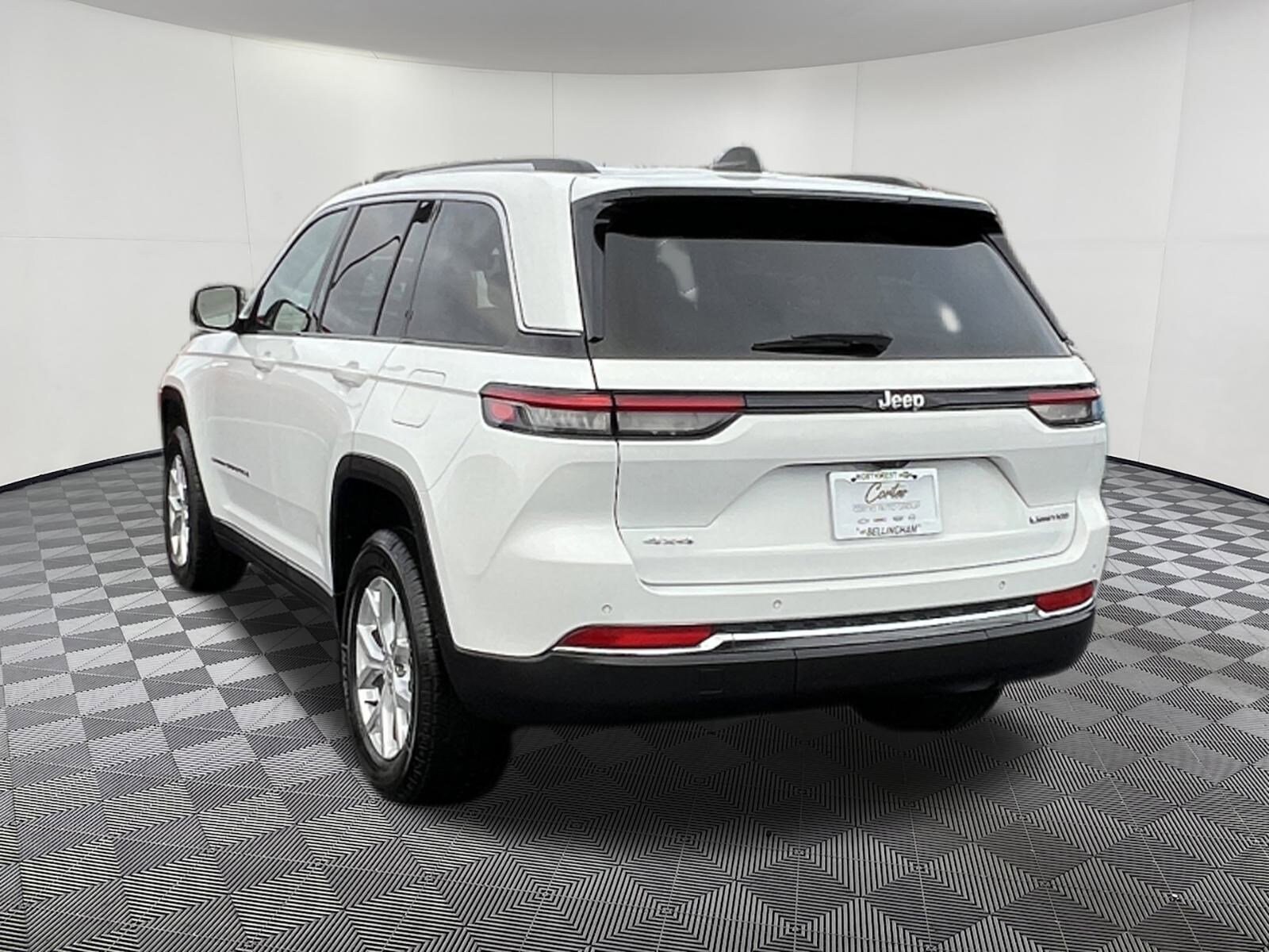 2024 Jeep Grand Cherokee Limited photo 4