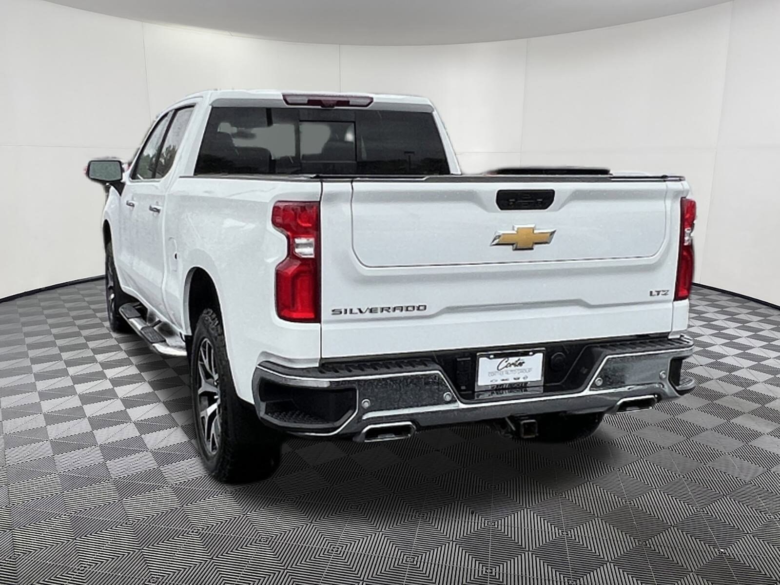 2022 Chevrolet Silverado 1500 LTZ photo 3