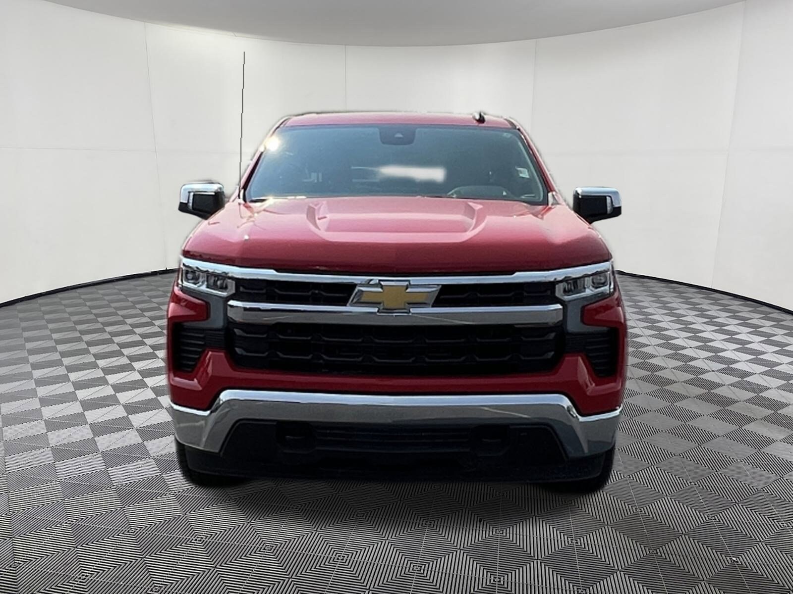 2023 Chevrolet Silverado 1500 LT photo 2
