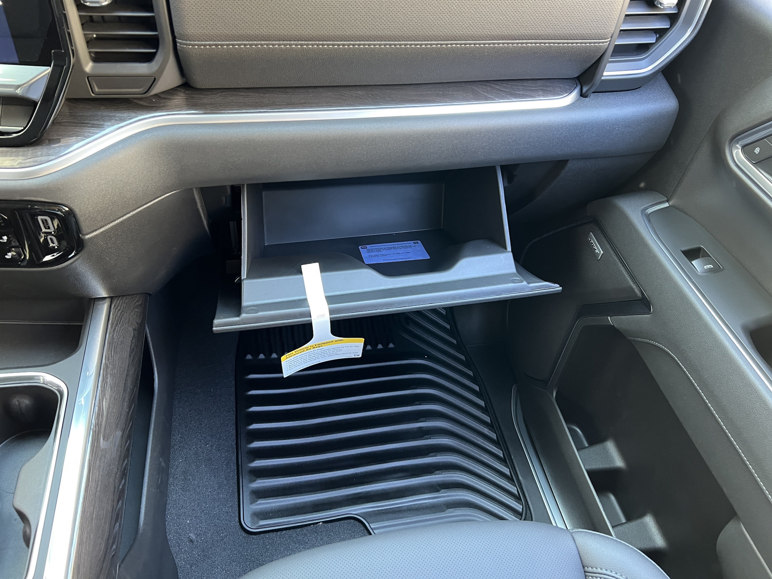 2026 Chevrolet Silverado 1500 LTZ - Photo 36