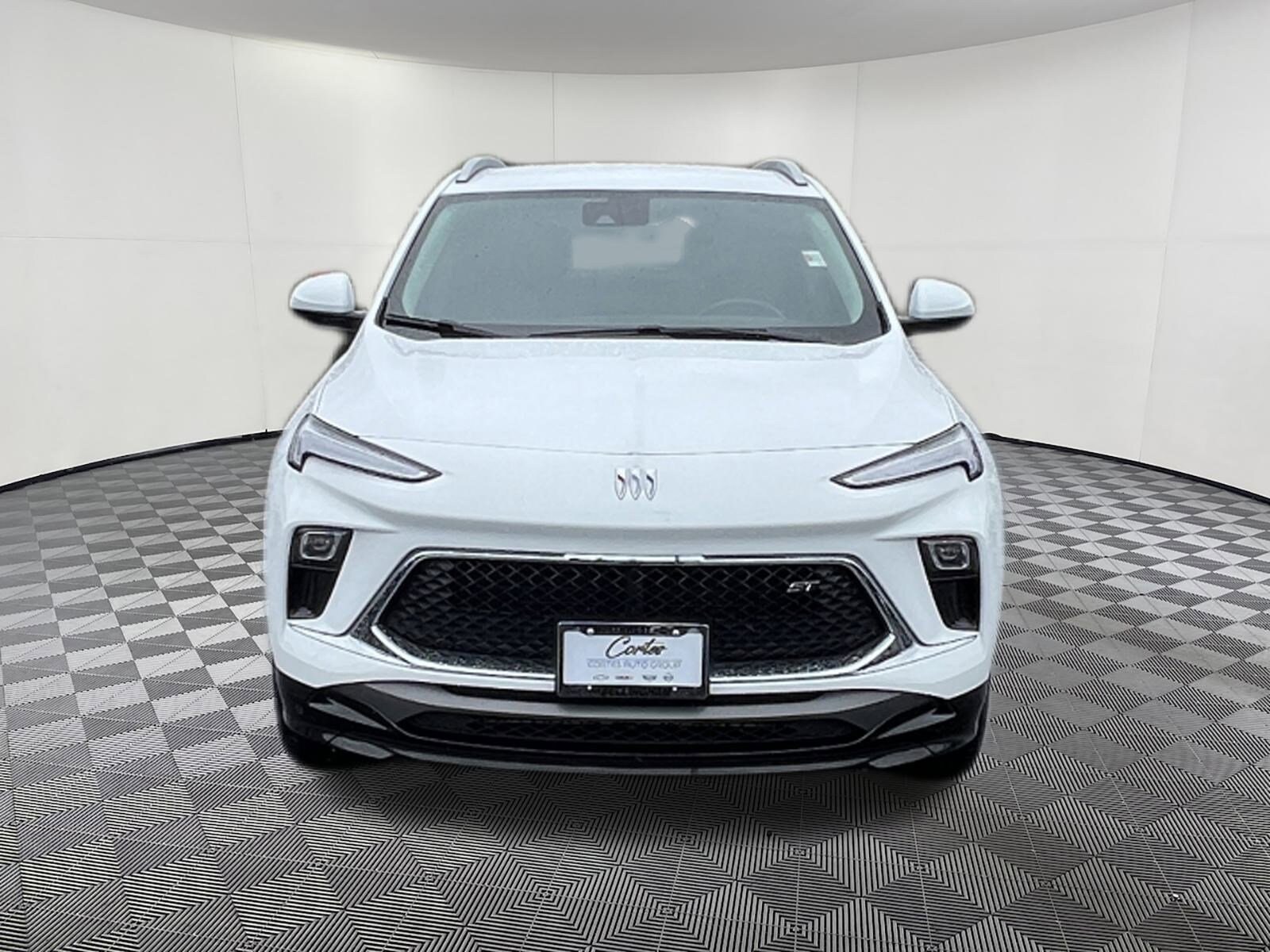 2024 Buick Encore GX Sport Touring photo 2