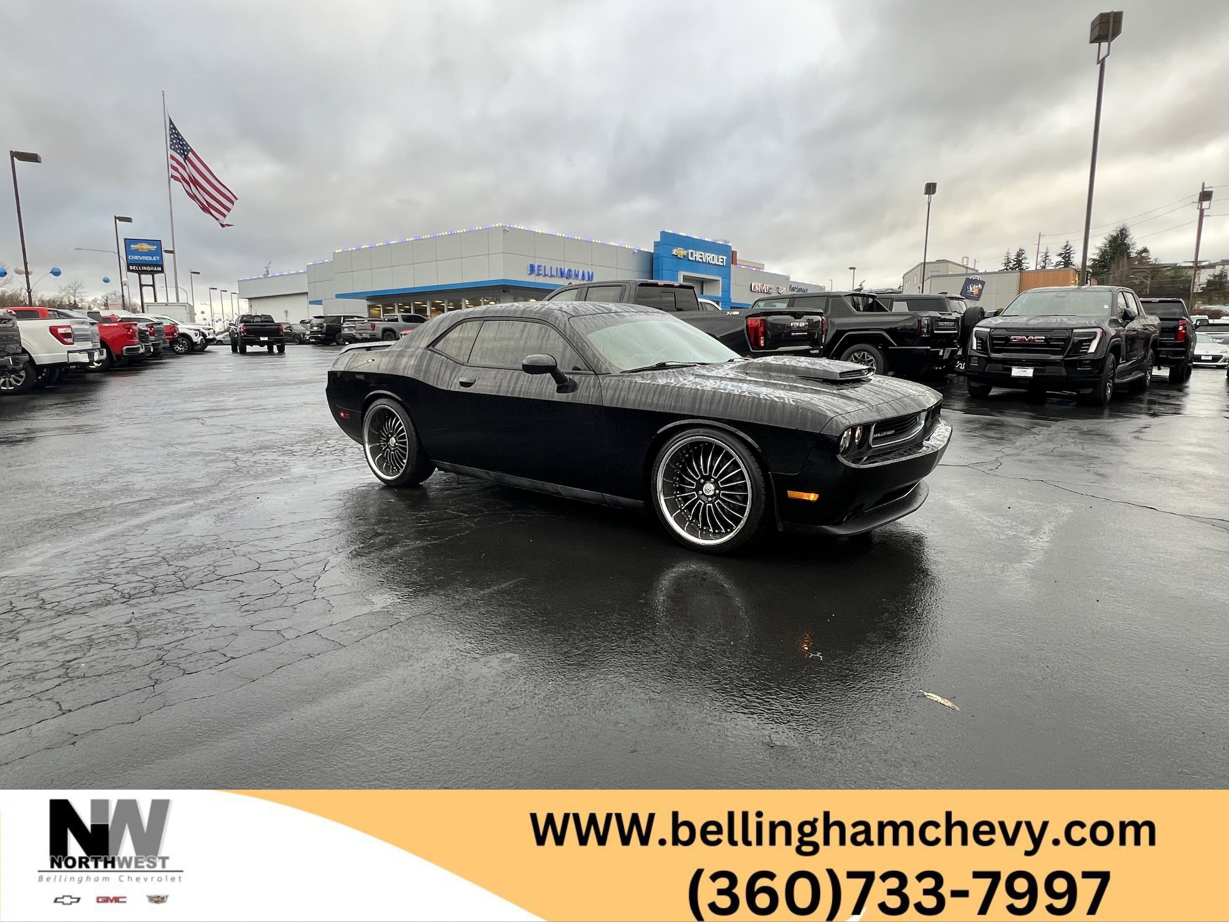 2012 Dodge Challenger R/T's photo