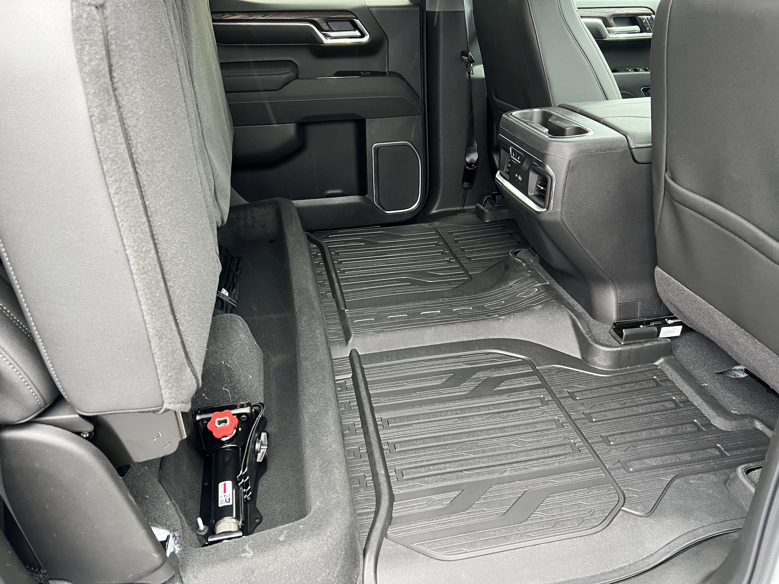 2026 GMC Sierra 1500 SLT - Photo 22