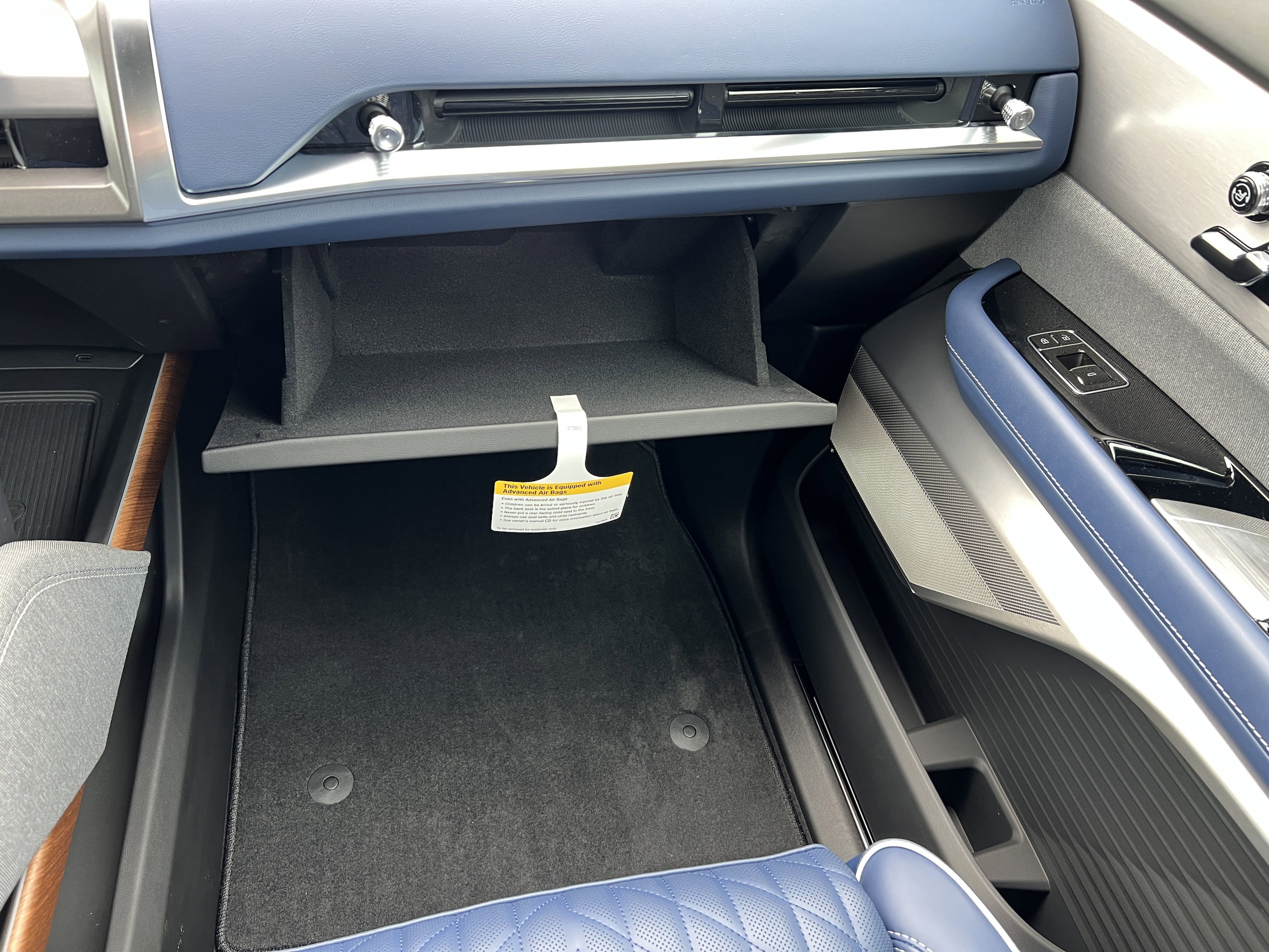 2026 Cadillac VISTIQ Premium Luxury - Photo 40