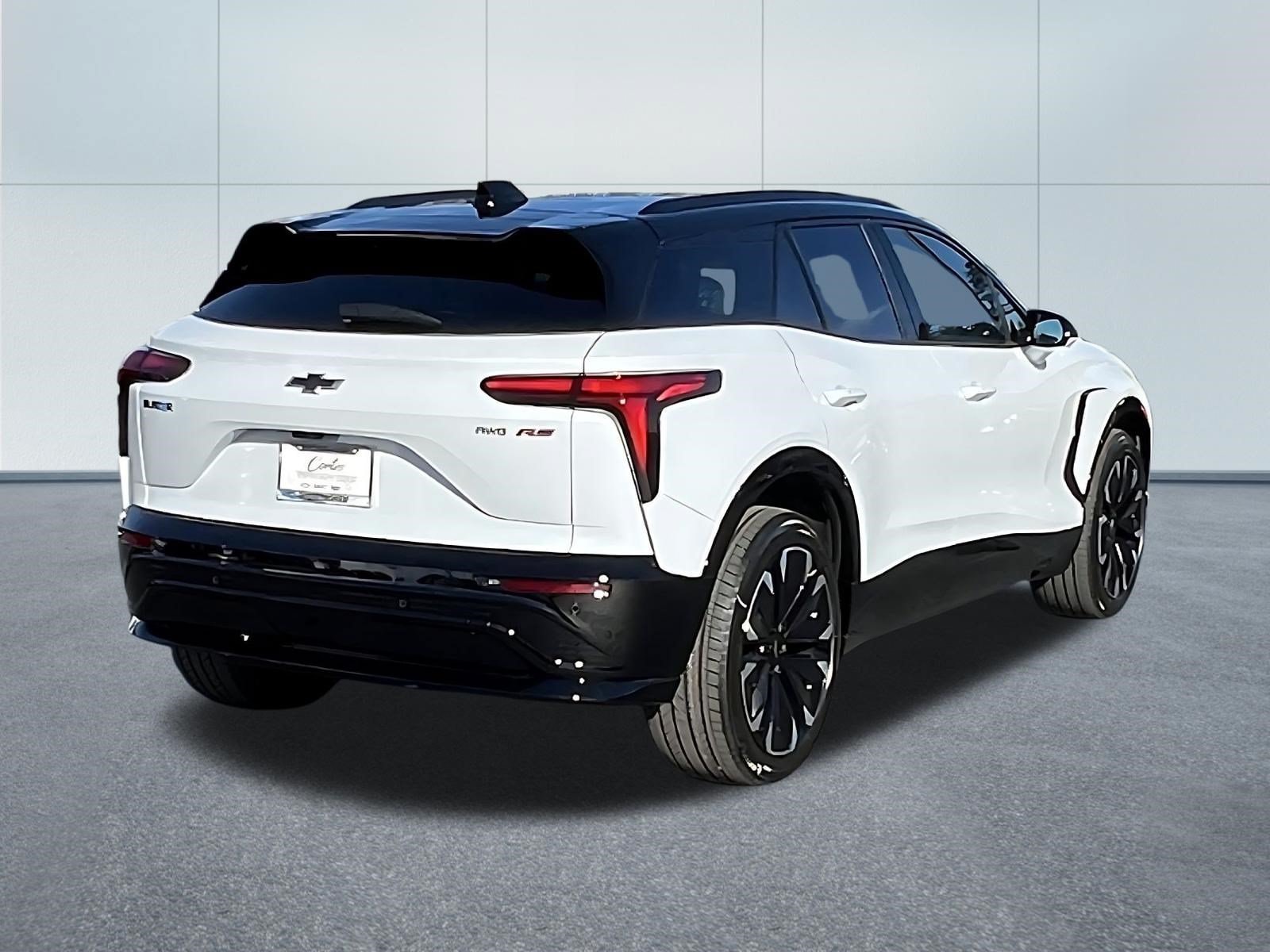 2027 Chevrolet Blazer EV RS - Photo 6