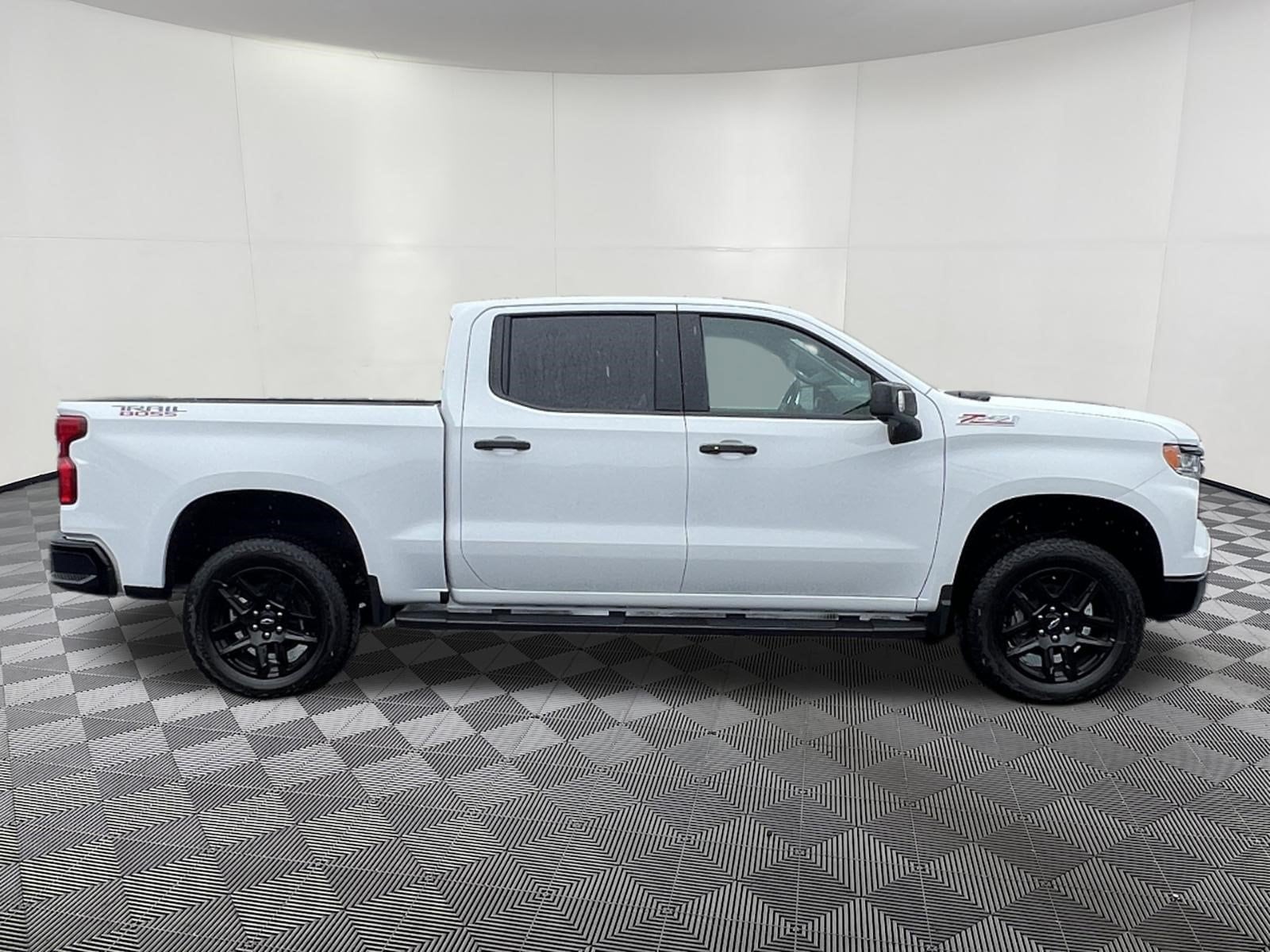 2026 Chevrolet Silverado 1500 LT Trail Boss - Photo 7