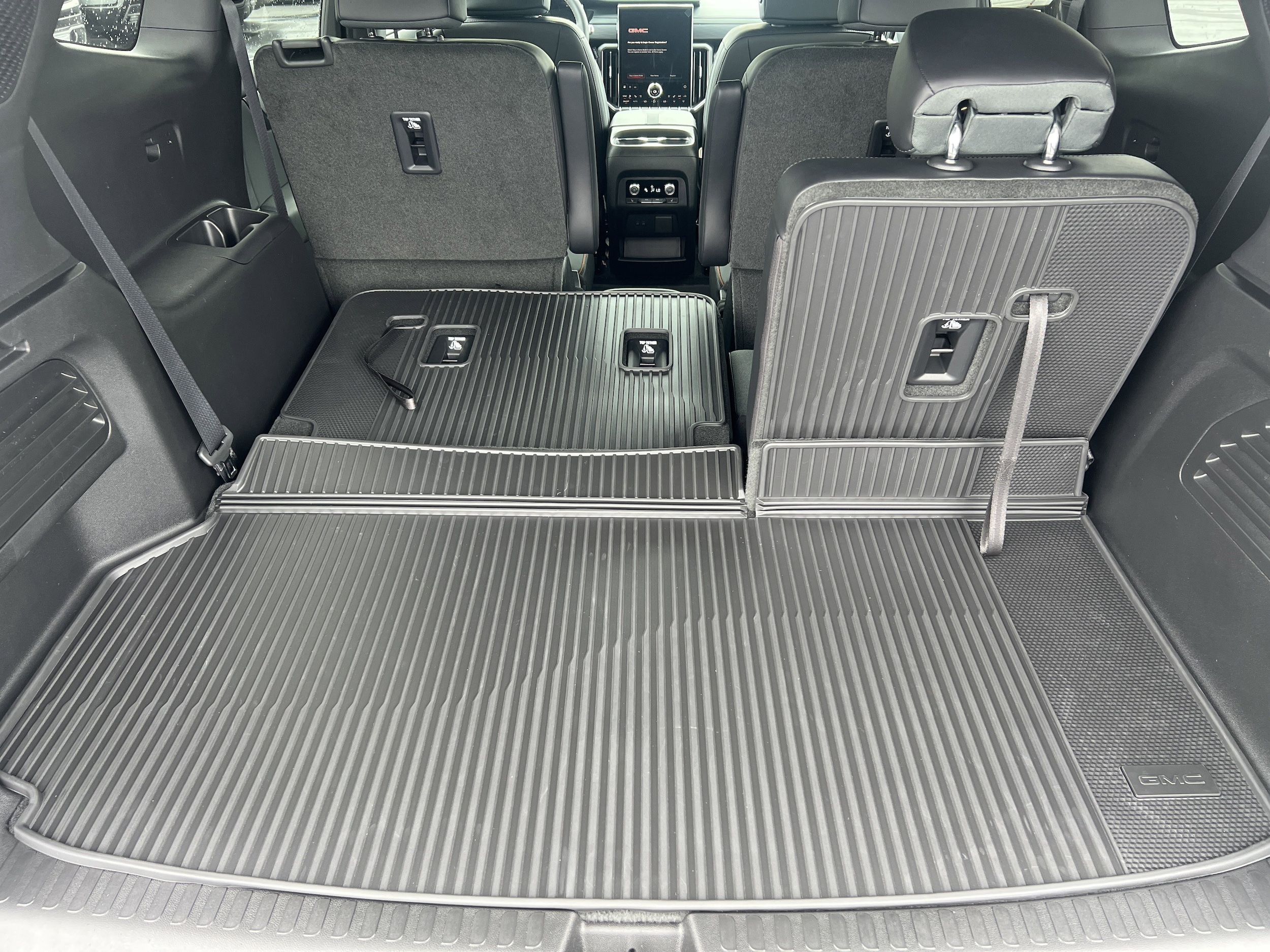 2026 GMC Acadia AT4 - Photo 20