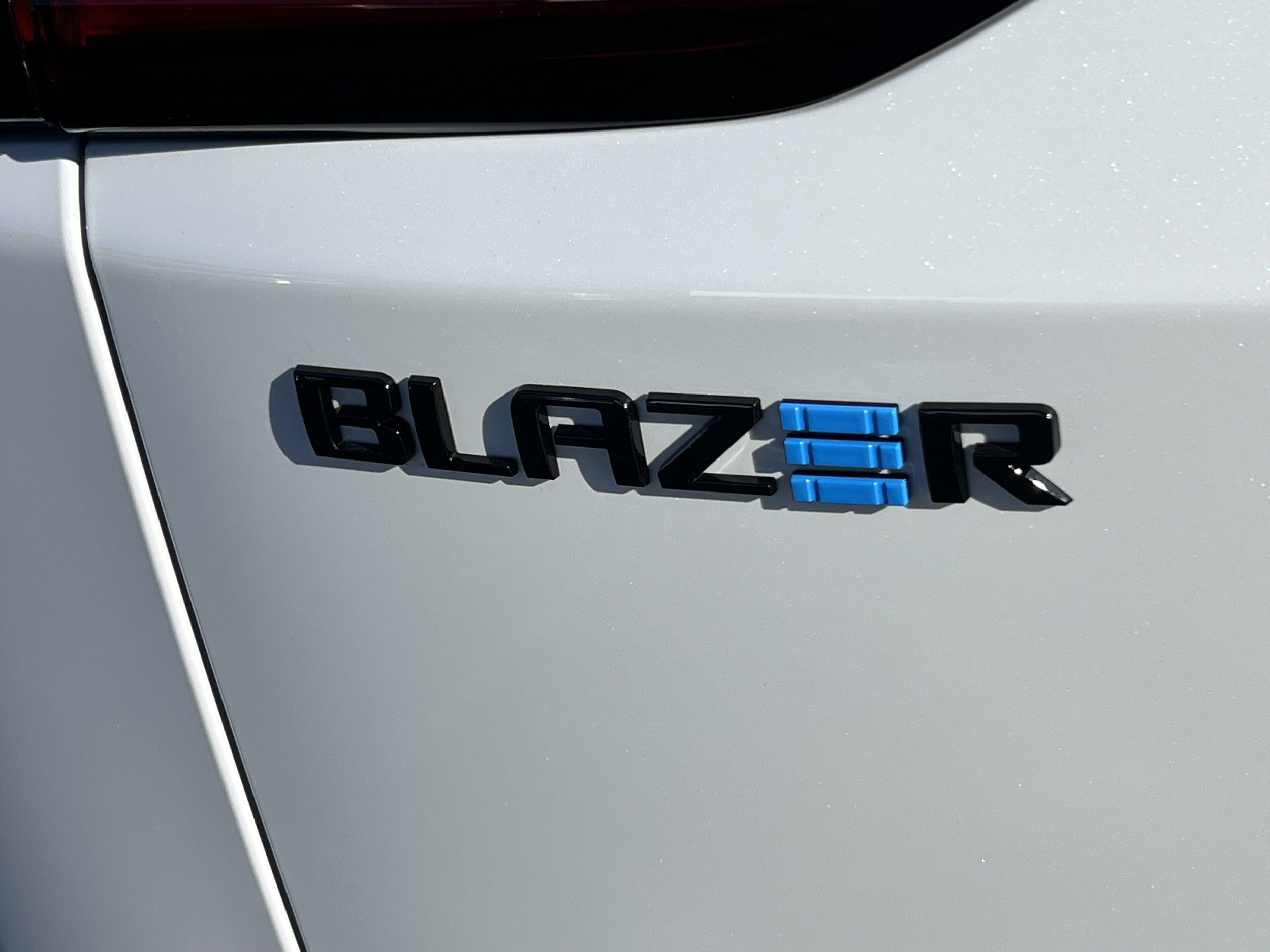 2027 Chevrolet Blazer EV RS - Photo 9