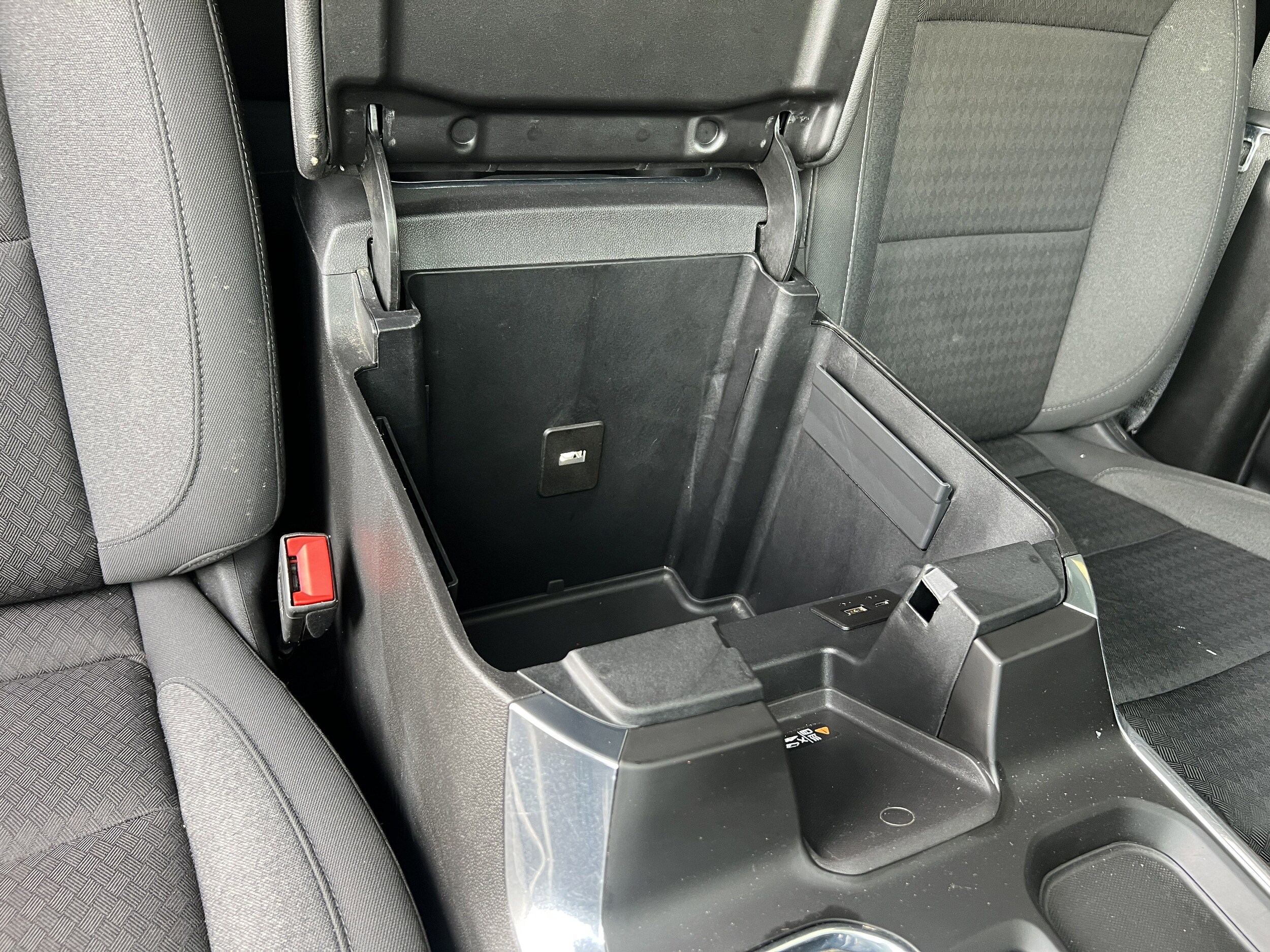 2024 GMC Sierra 1500 Elevation - Photo 25