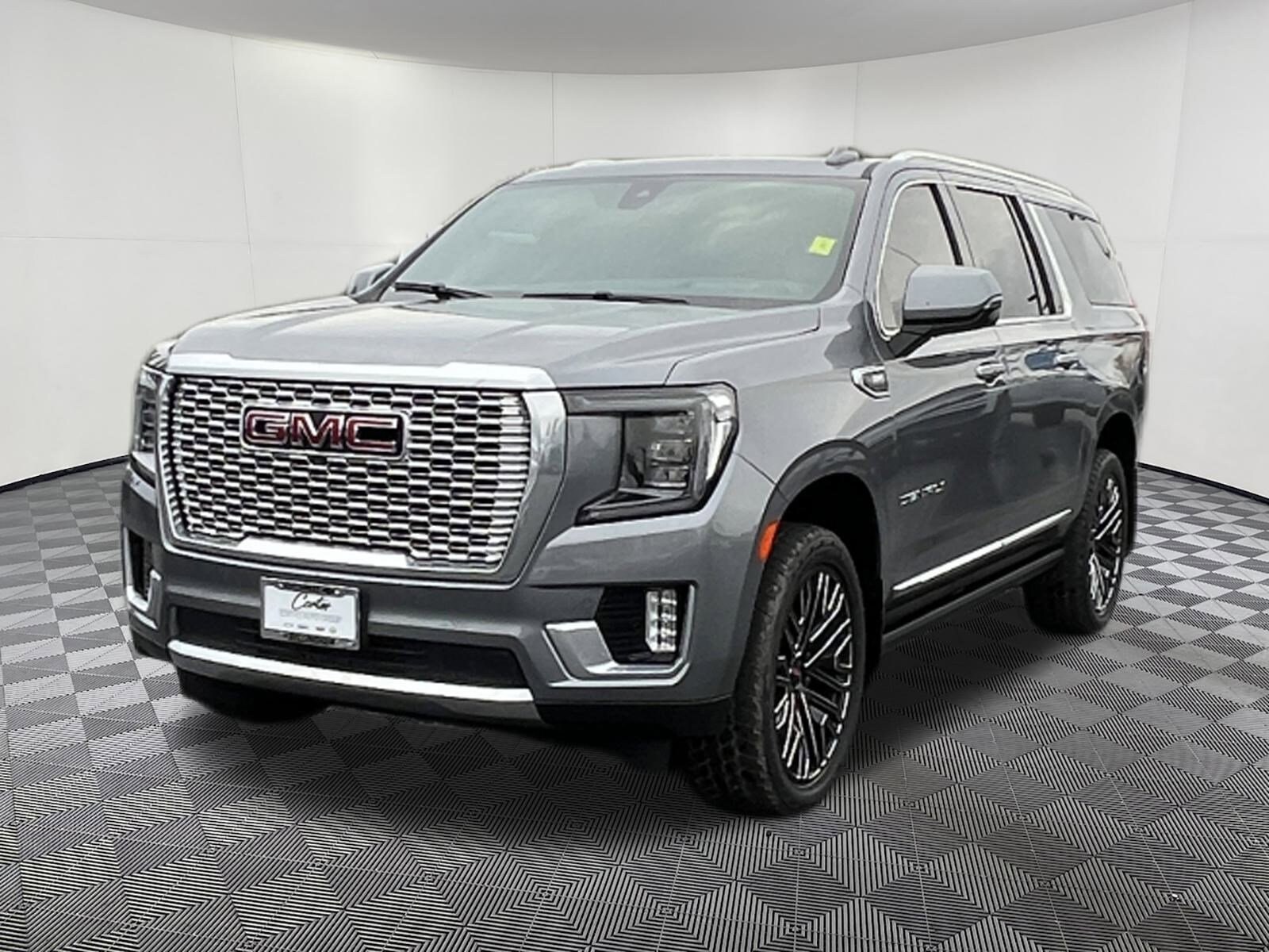 2021 Gmc Yukon XL Denali Ultimate photo 3