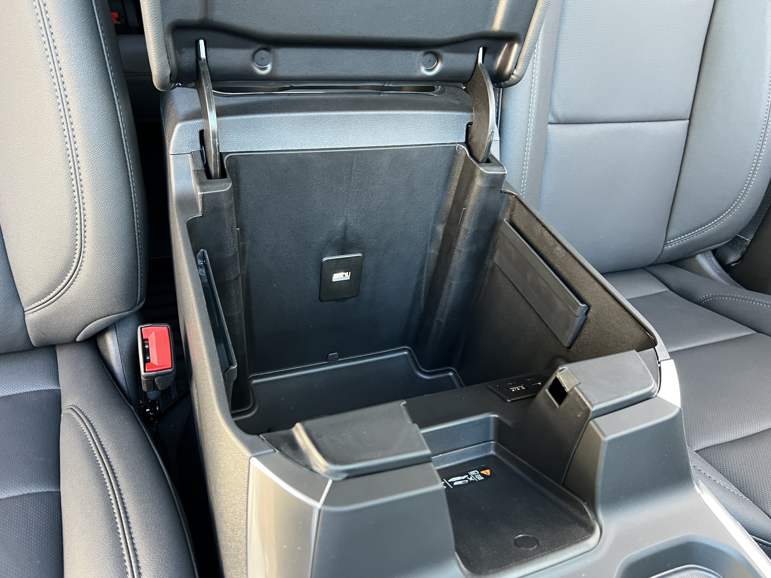2026 Chevrolet Silverado 1500 LTZ - Photo 26