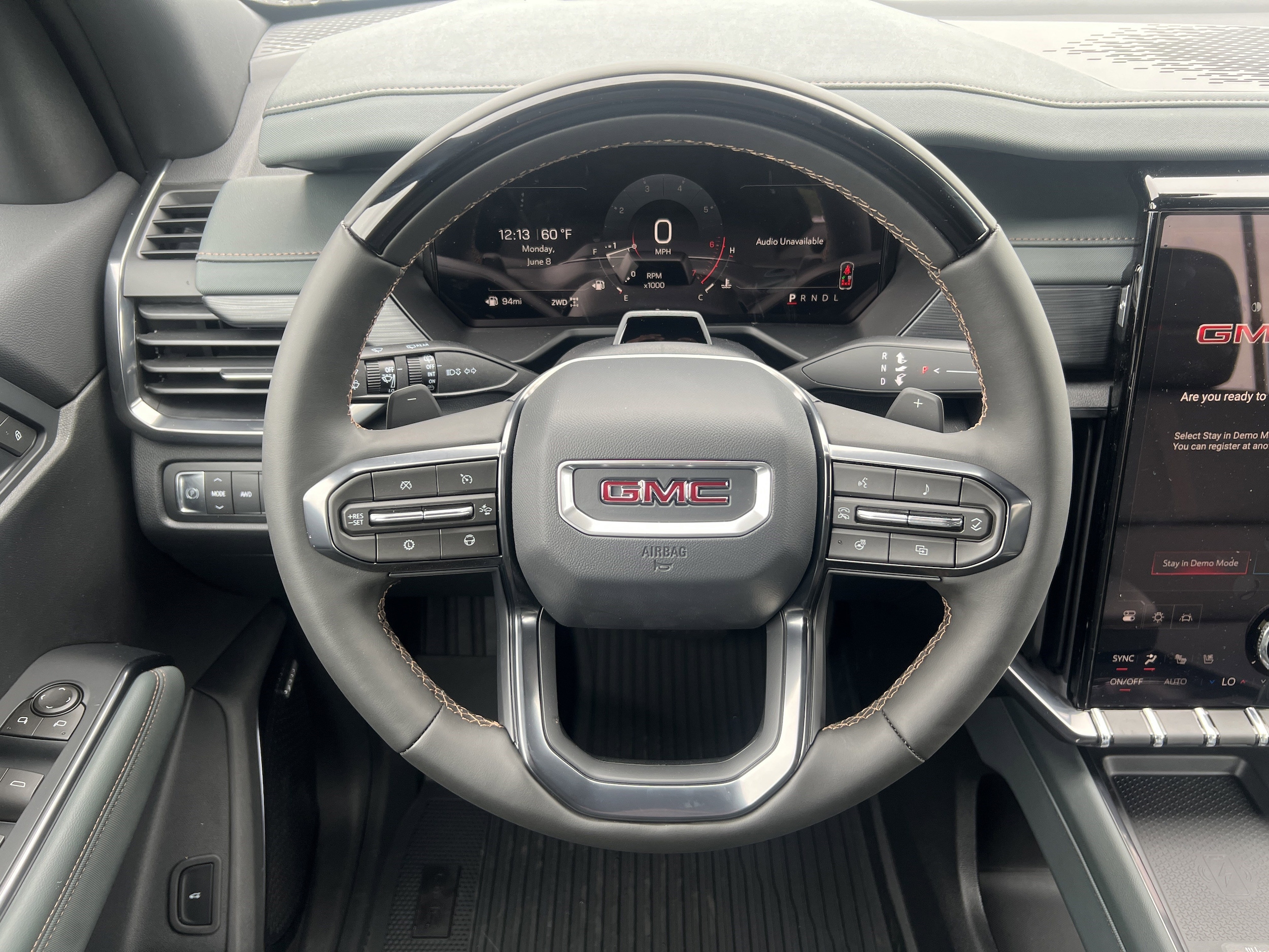 2026 GMC Acadia AT4 - Photo 30