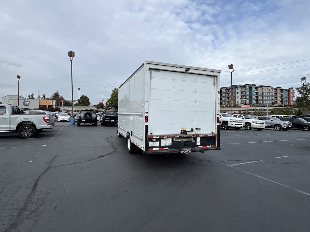 Used 2017 Ford E-350 Cutaway Gray Truck