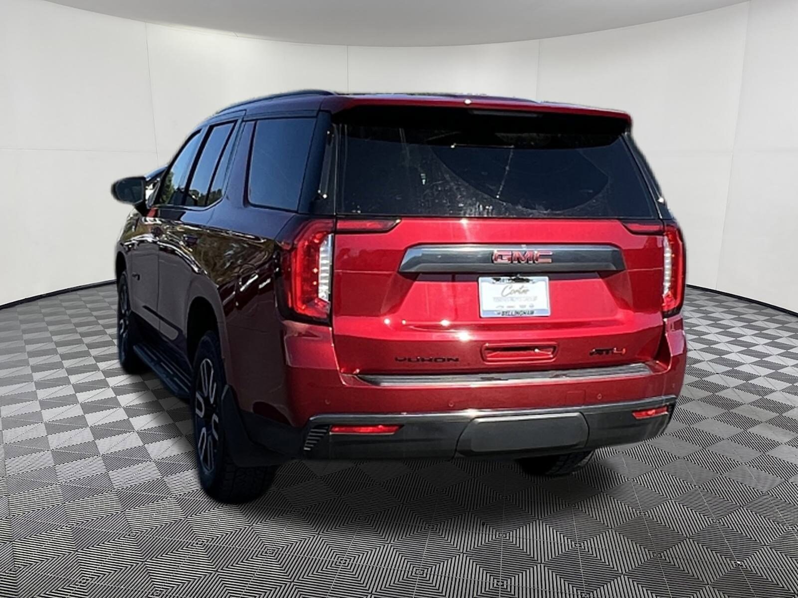 2024 Gmc Yukon AT4 photo 2