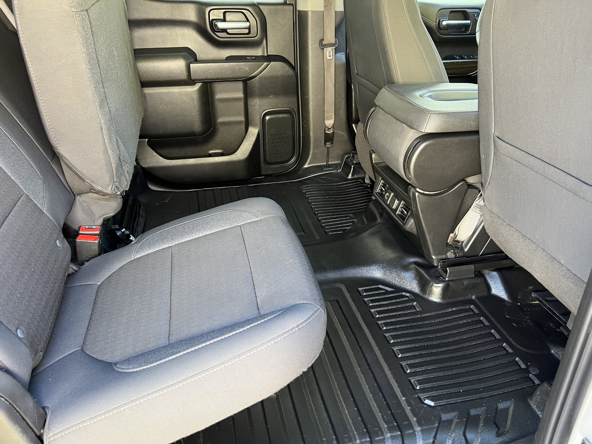 2022 Chevrolet Silverado 1500 Limited LT - Photo 17