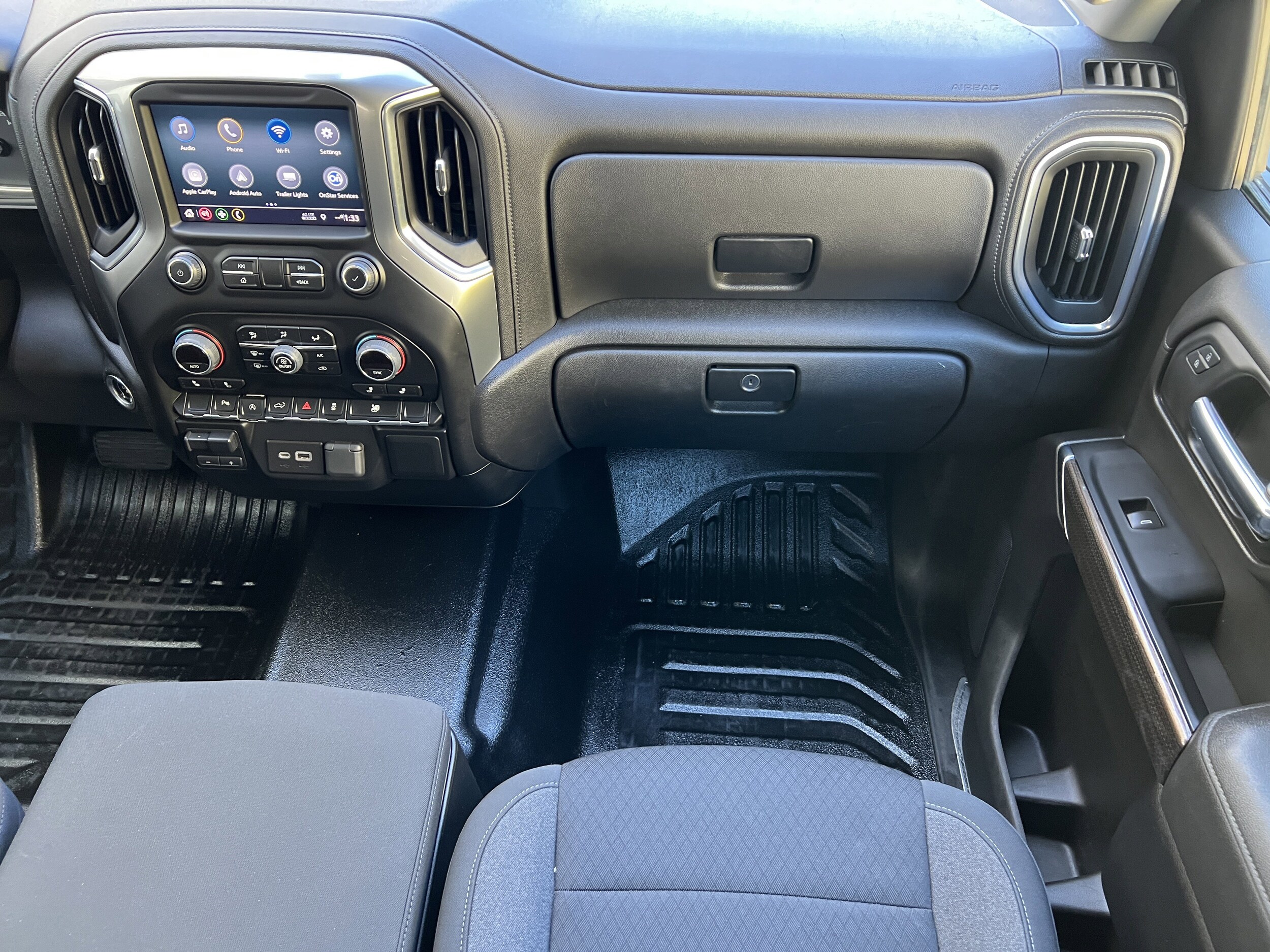2022 Chevrolet Silverado 1500 Limited LT - Photo 31