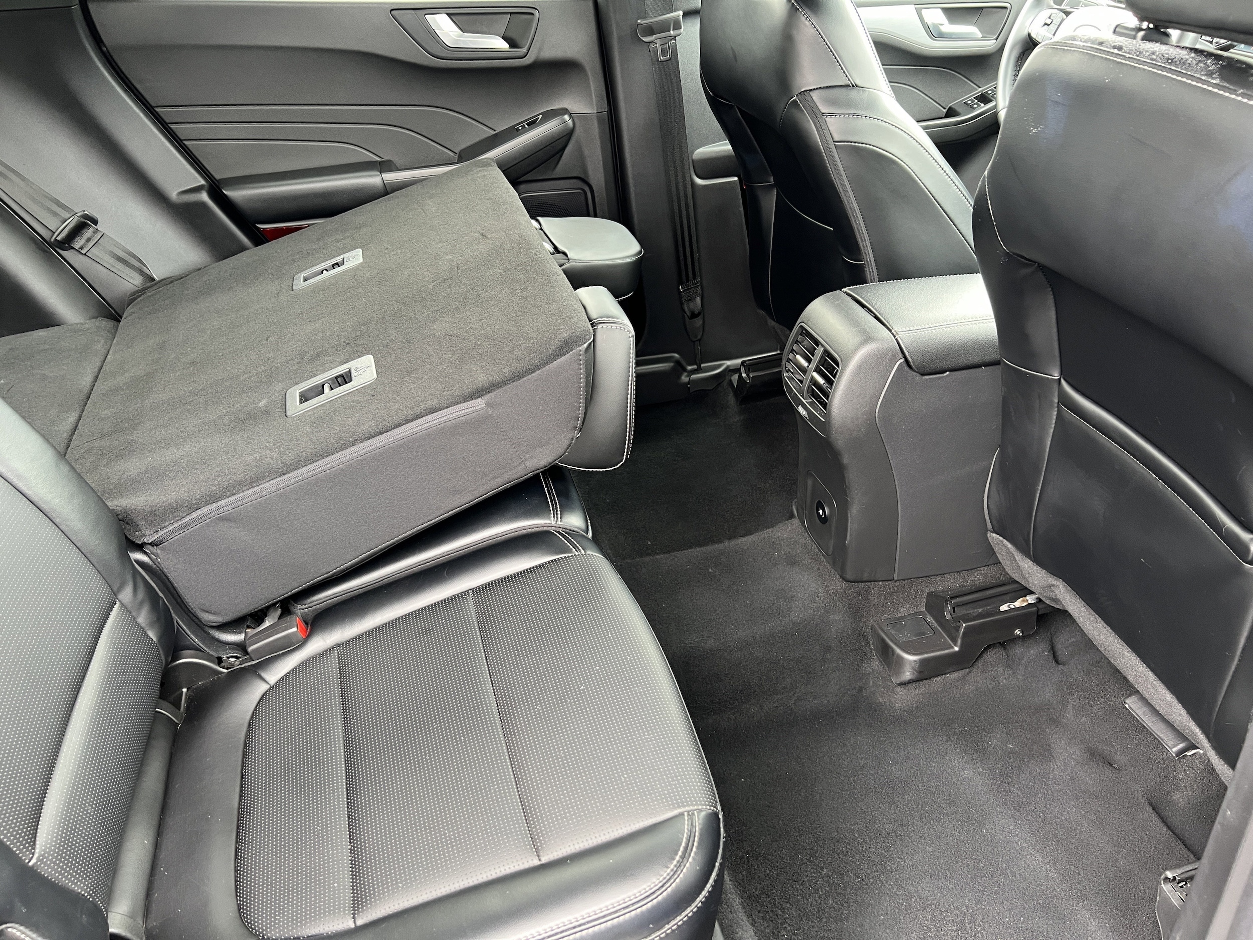 2024 Ford Escape Platinum - Photo 18